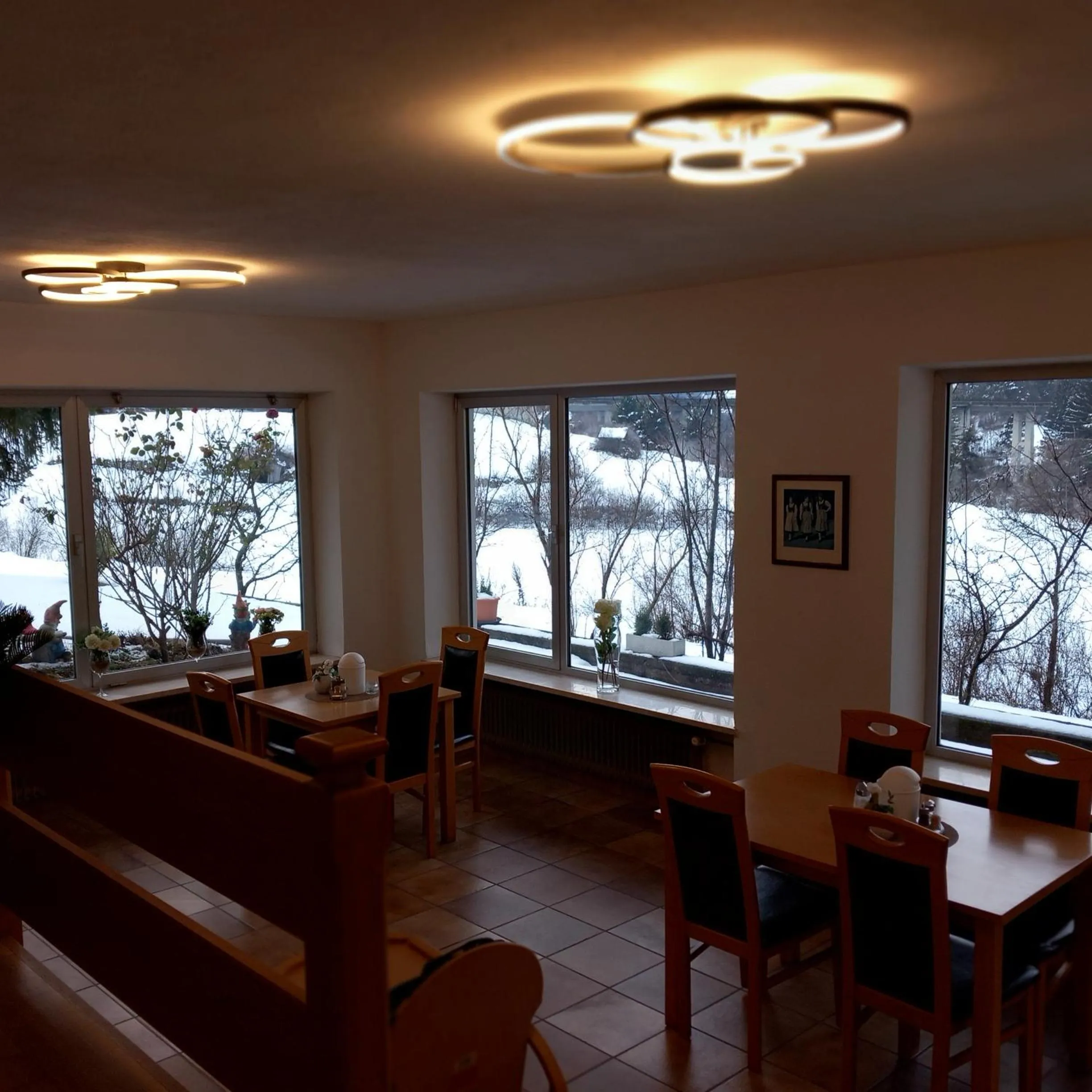 Dining area in Pension Alpina