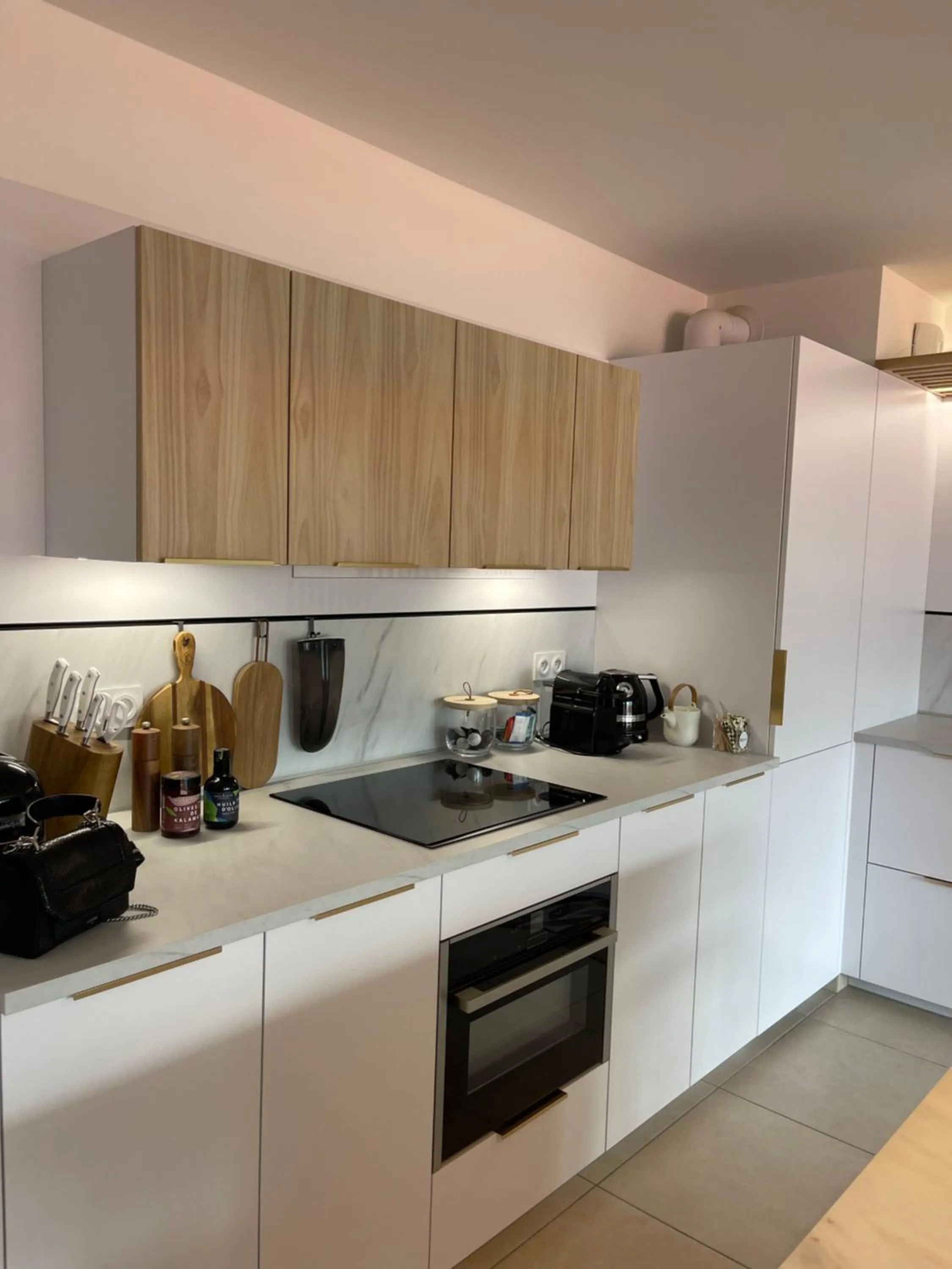 Kitchen or kitchenette in Hôtel Beauregard, The Originals Relais