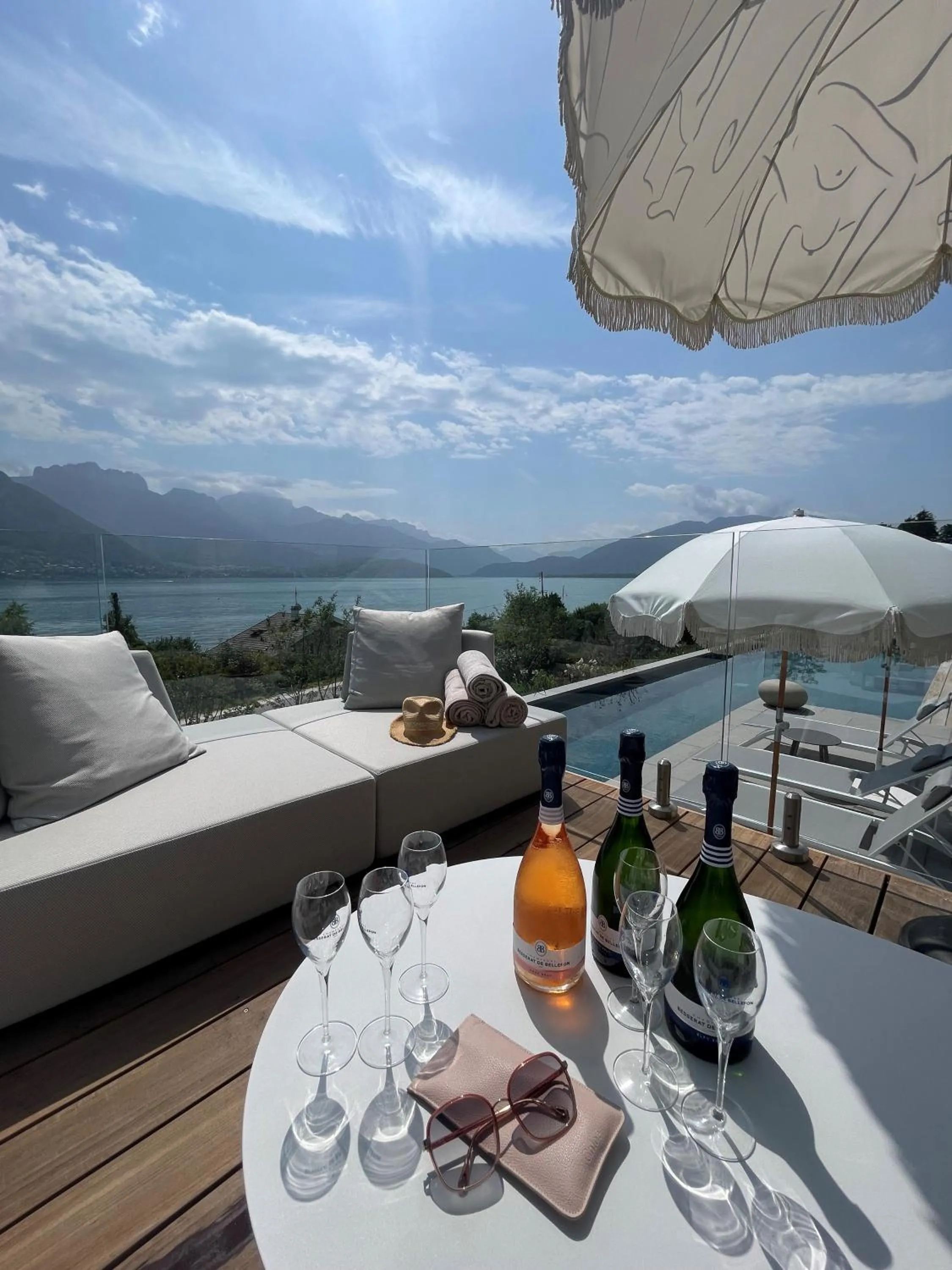 Pool view in Hôtel Beauregard, The Originals Relais