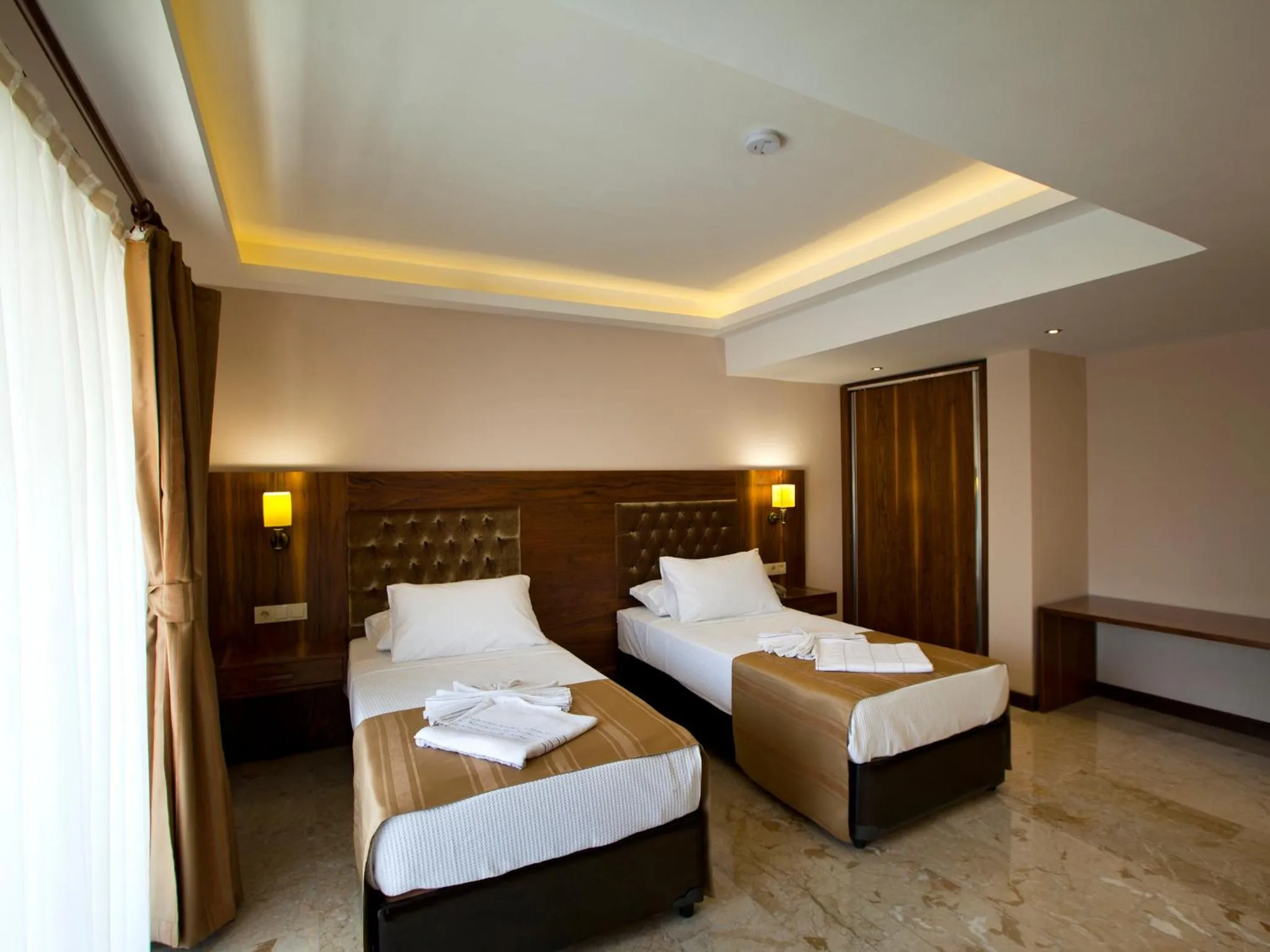 Photo of the whole room in Montana Hotel