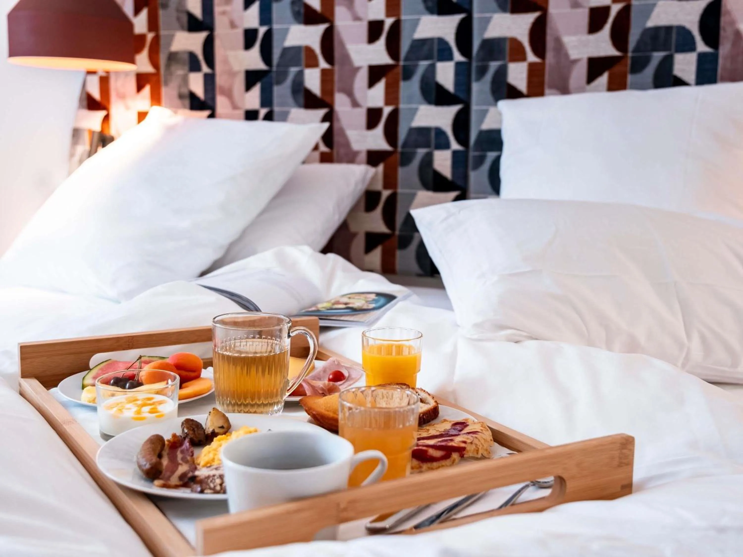 Bedroom, Bed in Mercure Quiberon Hotel