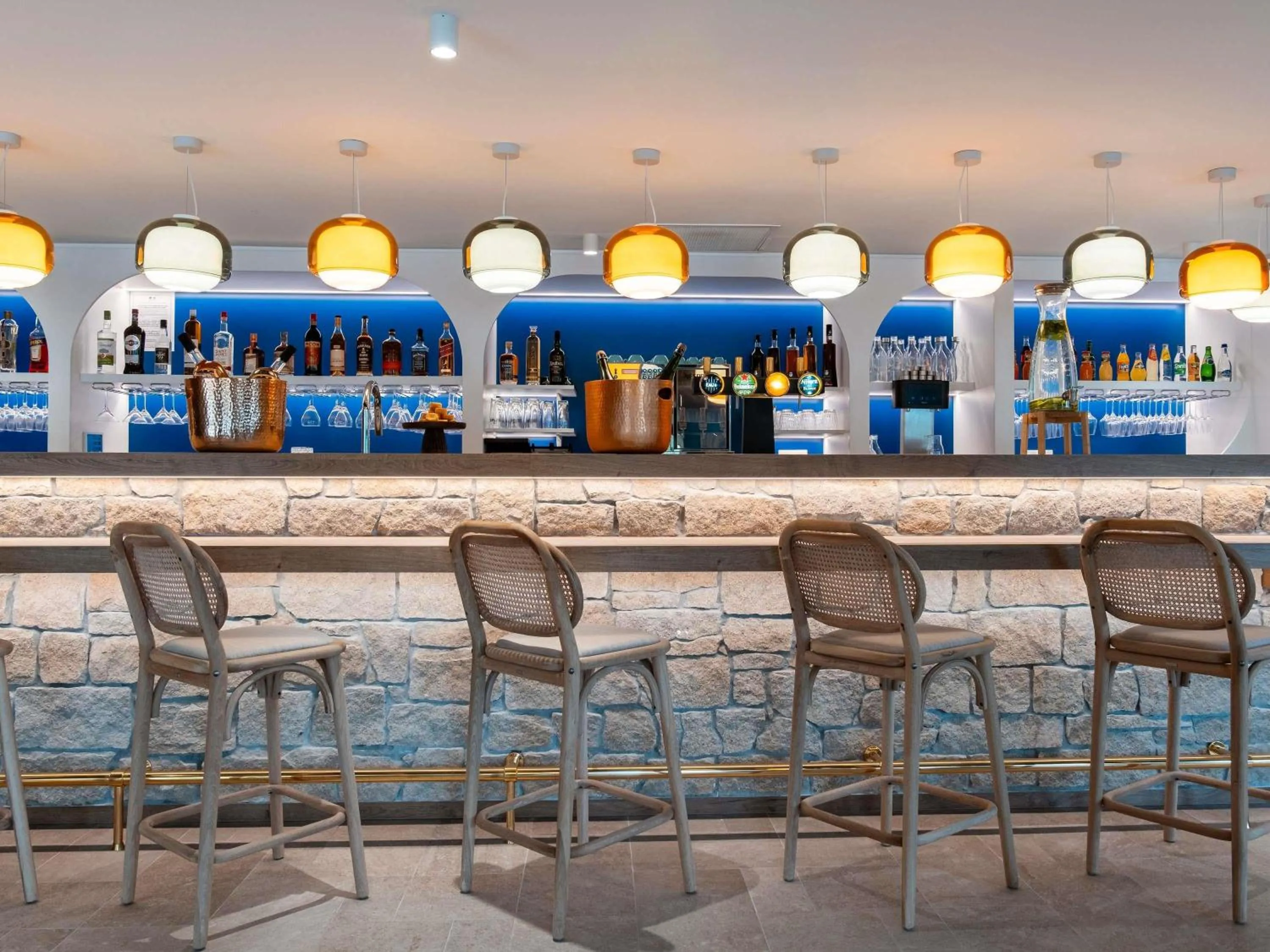 Lounge or bar in Mercure Quiberon Hotel