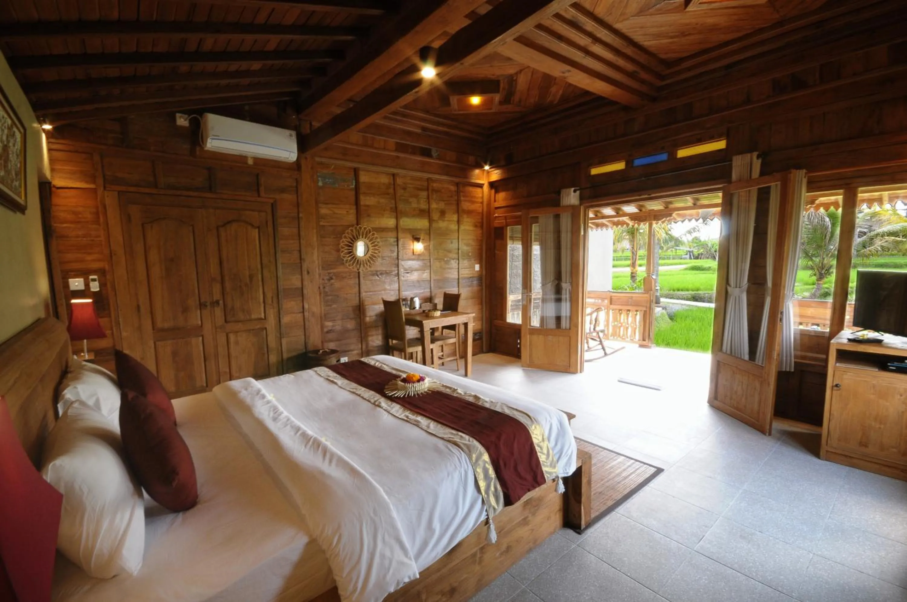 Photo of the whole room in Pondok Sebatu Eco Lodge