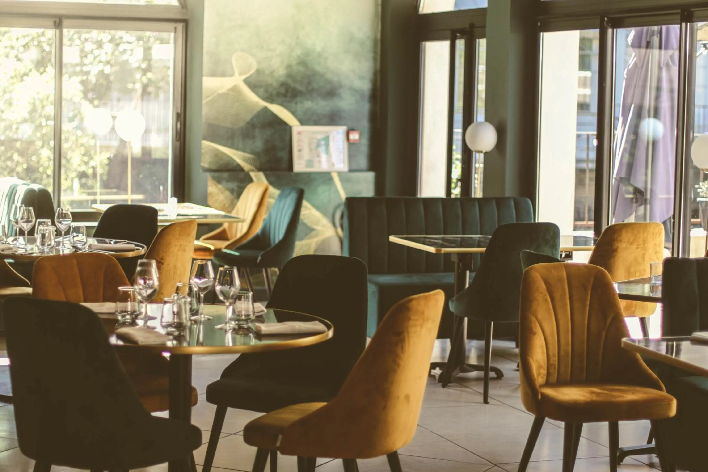 Restaurant/places to eat in Logis Hôtel Restaurant du Parc