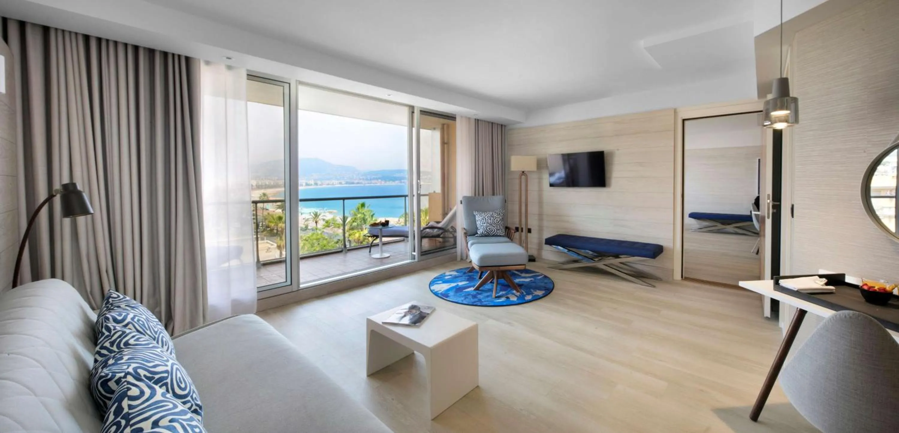 Photo of the whole room in Radisson Blu Hotel Nice