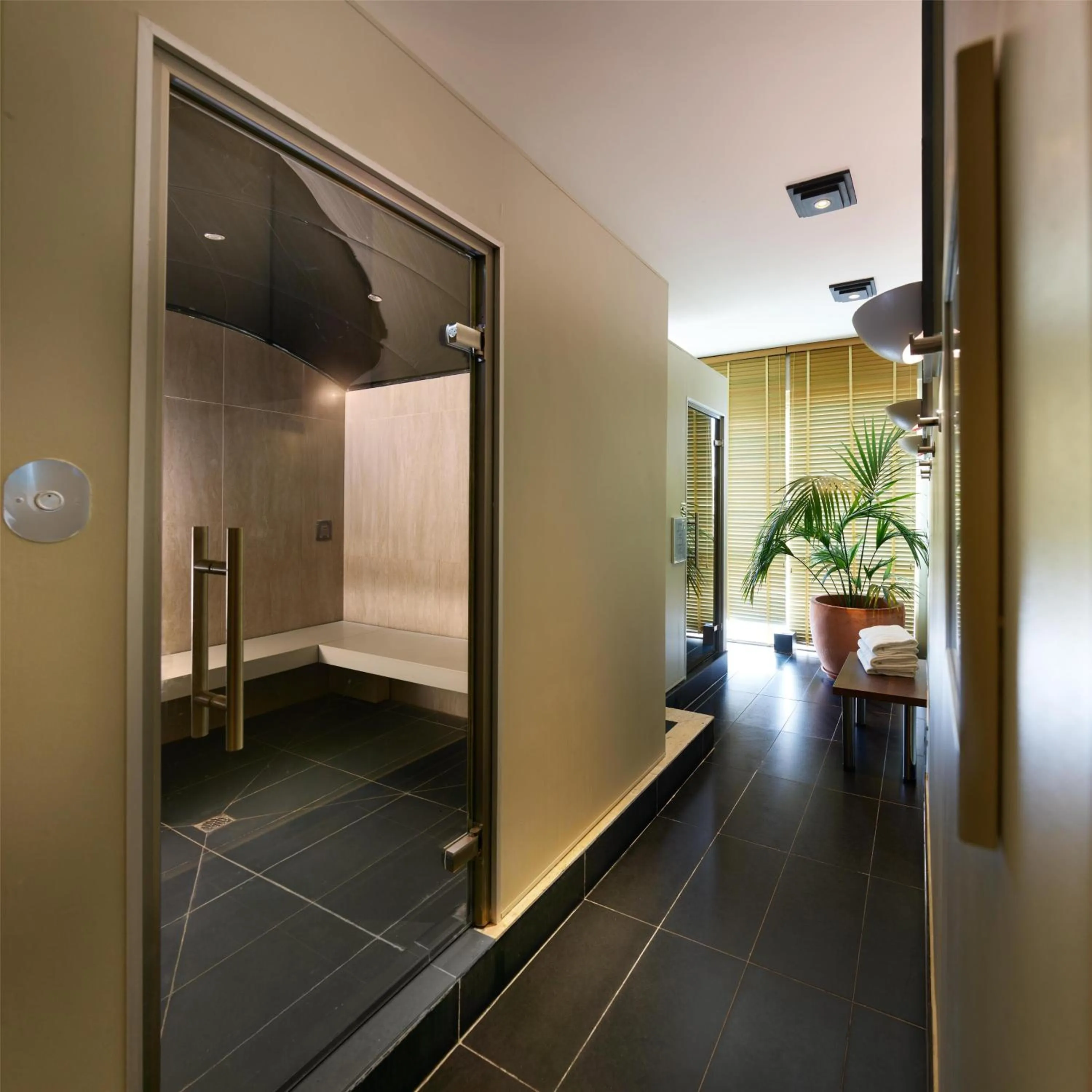 Fitness centre/facilities in Radisson Blu Hotel Nice