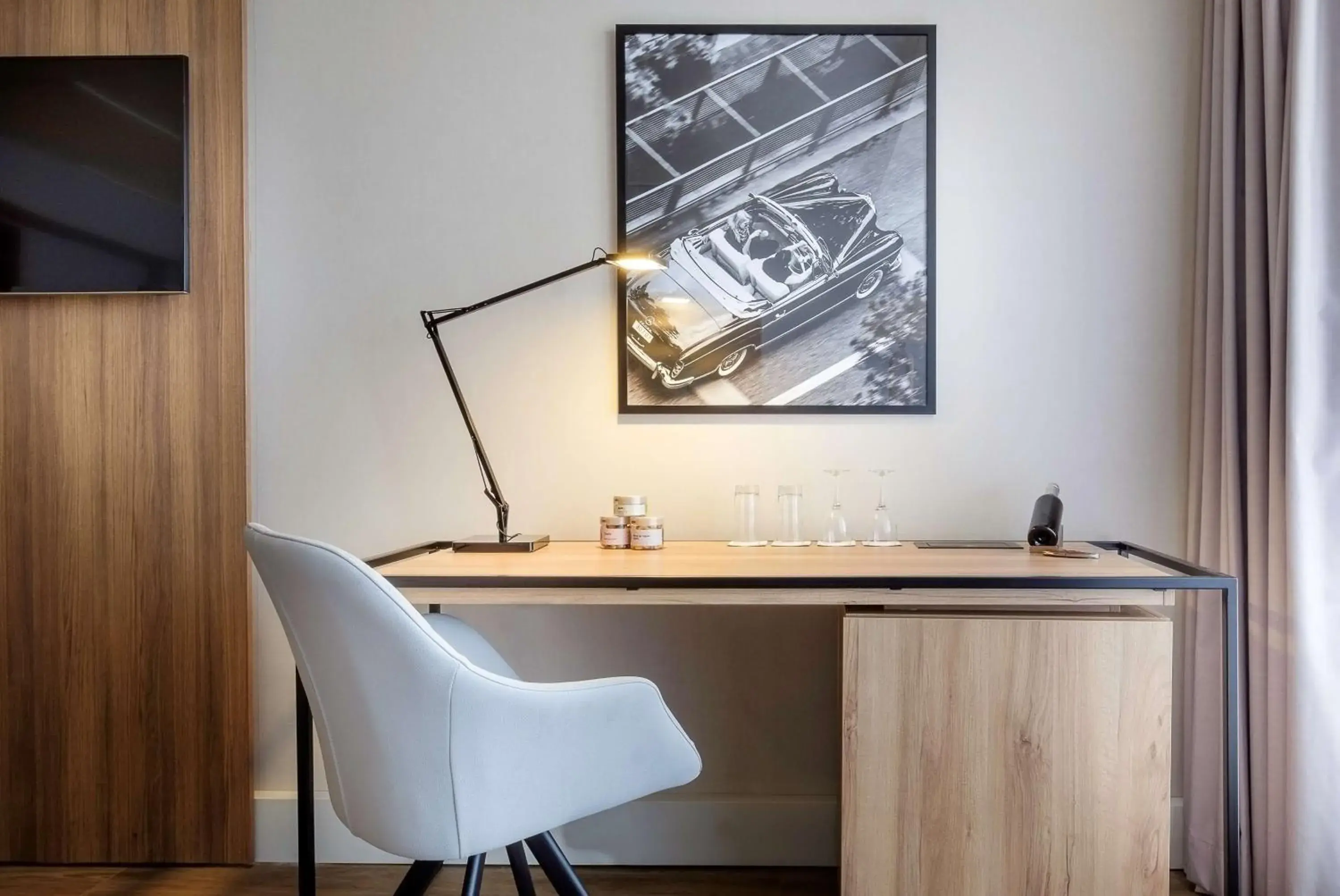 Superior Room with Sea View and Terrace in Radisson Blu Hotel Nice Superior Room with Sea View and Terrace in Radisson Blu Hotel Nice