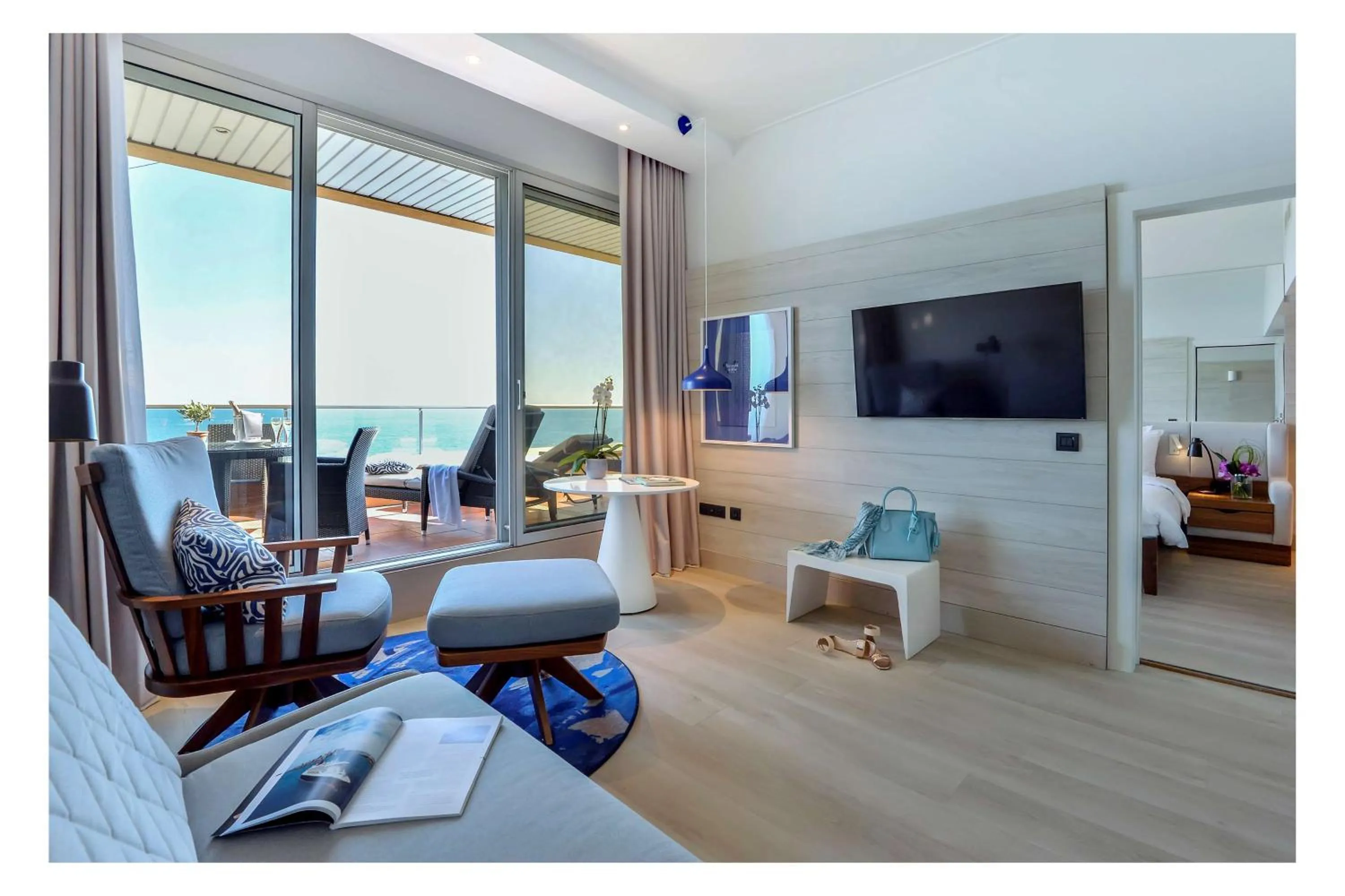 Photo of the whole room in Radisson Blu Hotel Nice