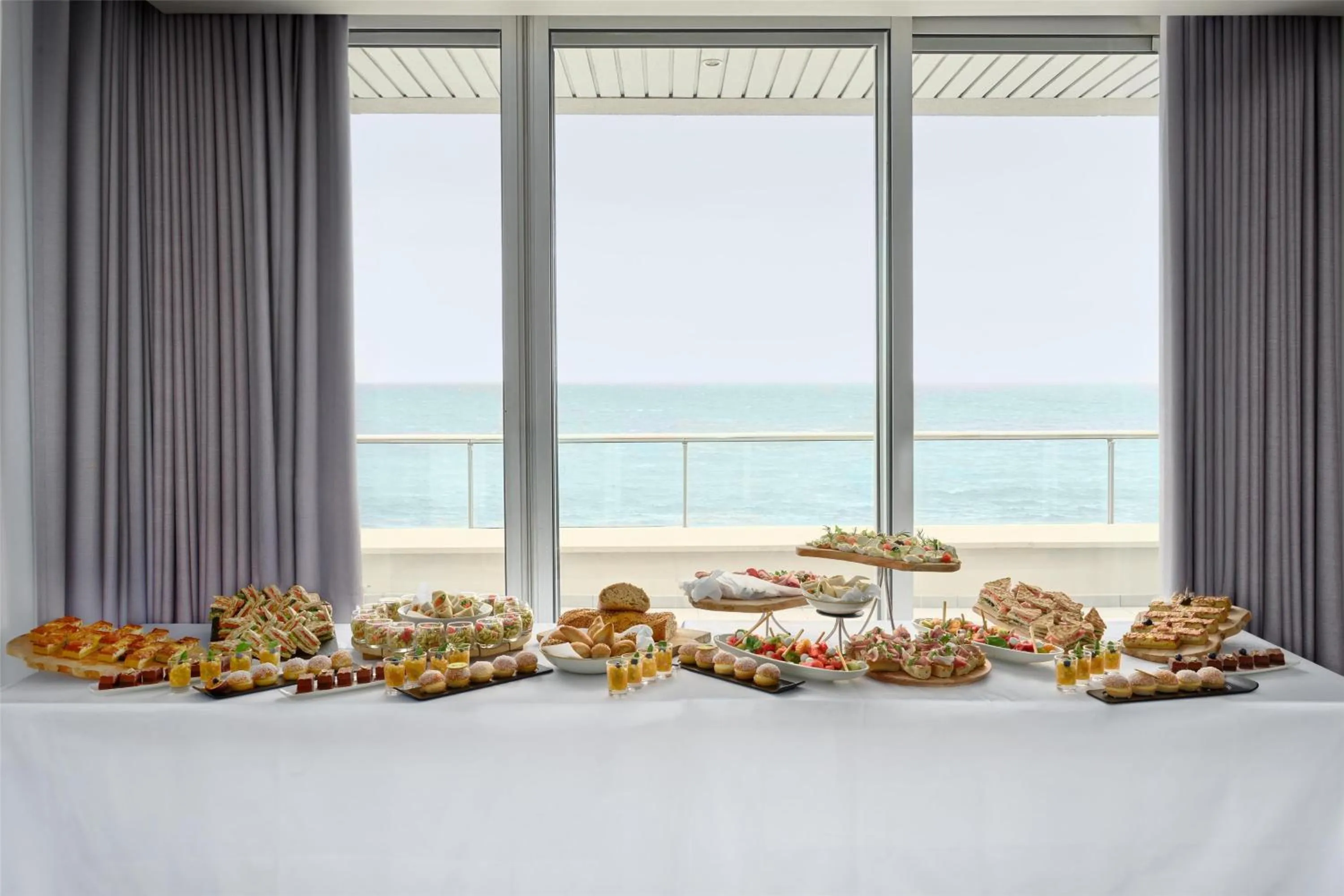 Meeting/conference room in Radisson Blu Hotel Nice