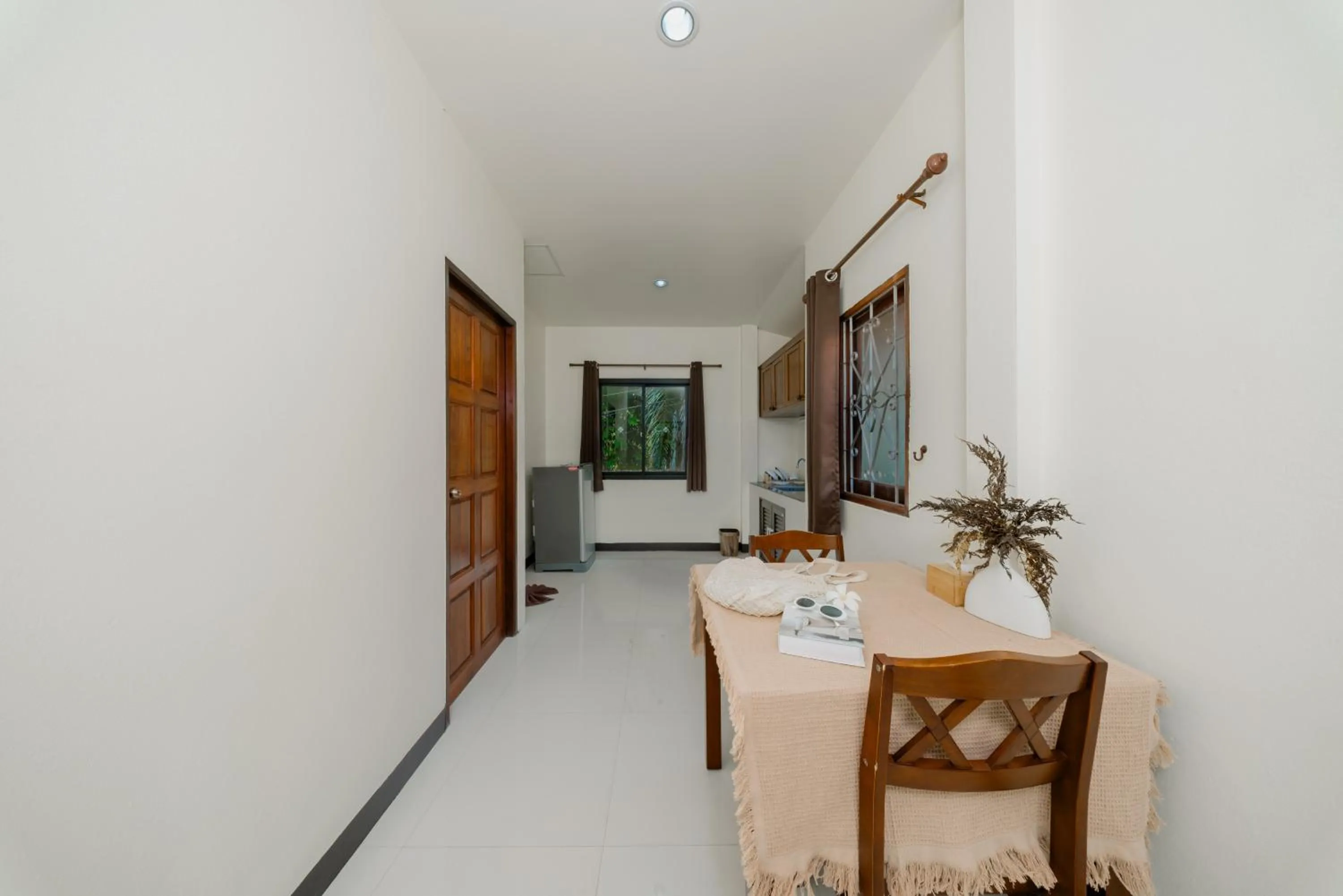 Dining area in Green Garden House