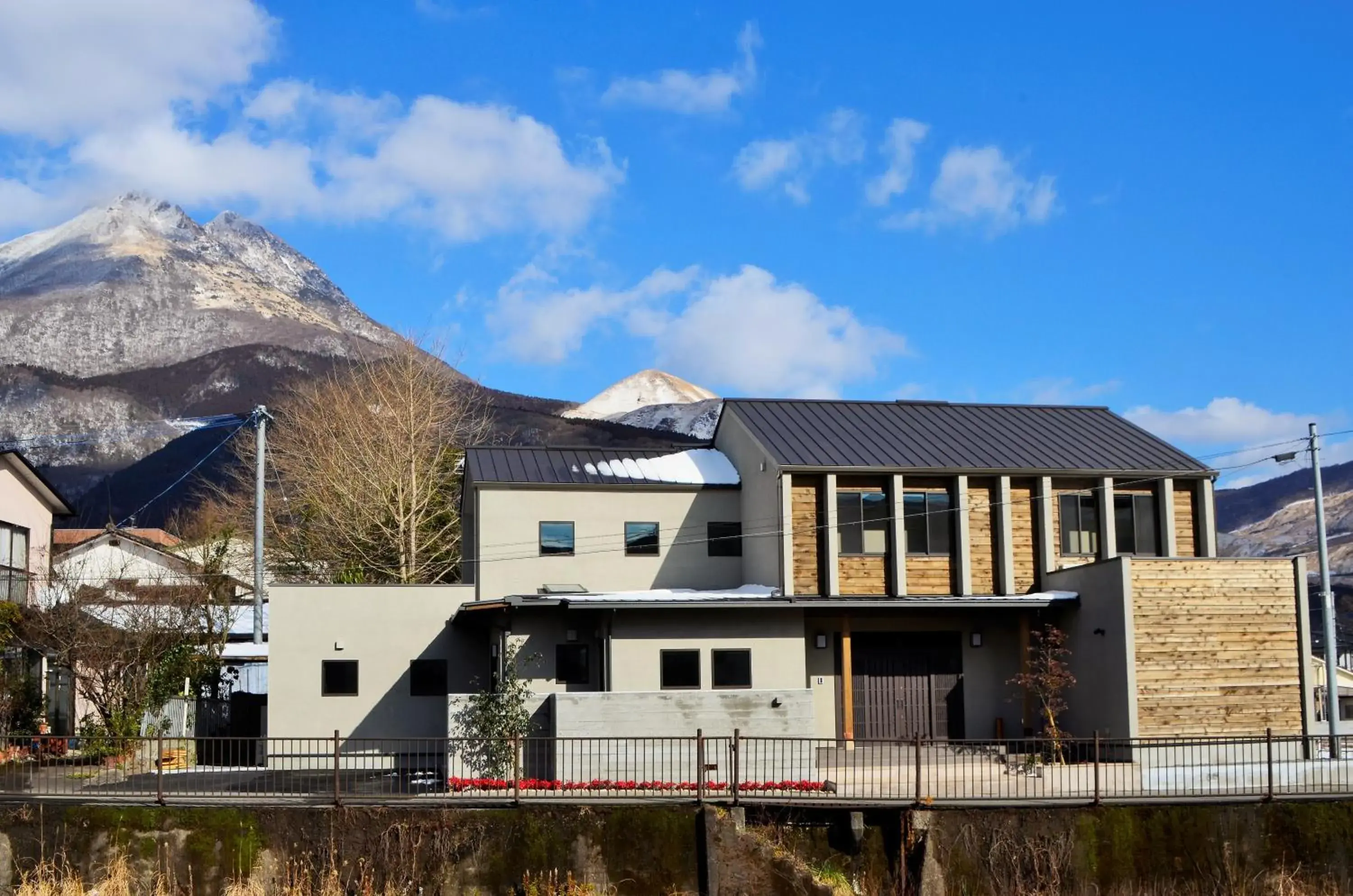 Yufuin Tsuru no Yu Yufuin Tsuru no Yu