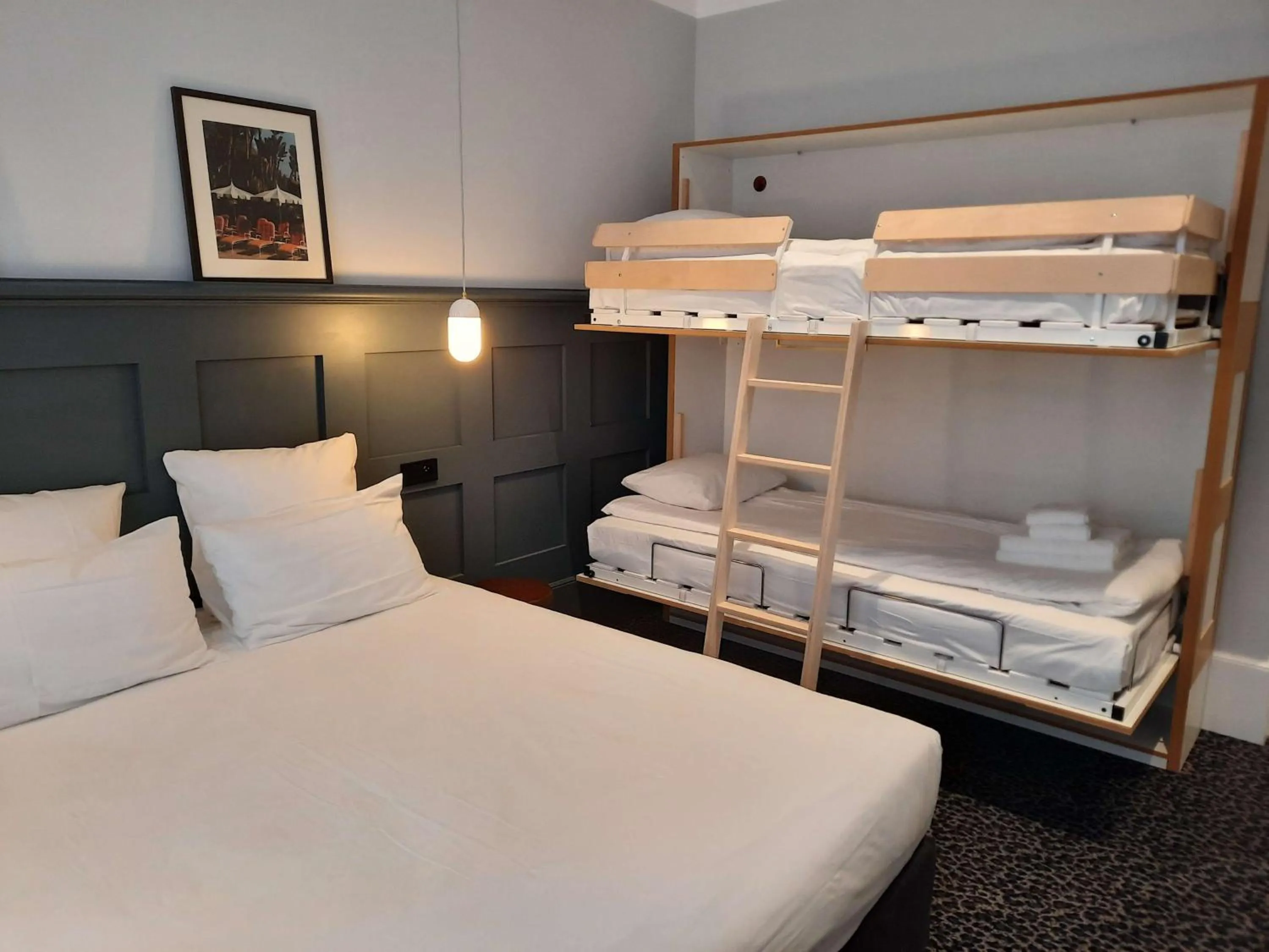 Bedroom, Bed in Hotel De Verdun 1882, BW Signature Collection