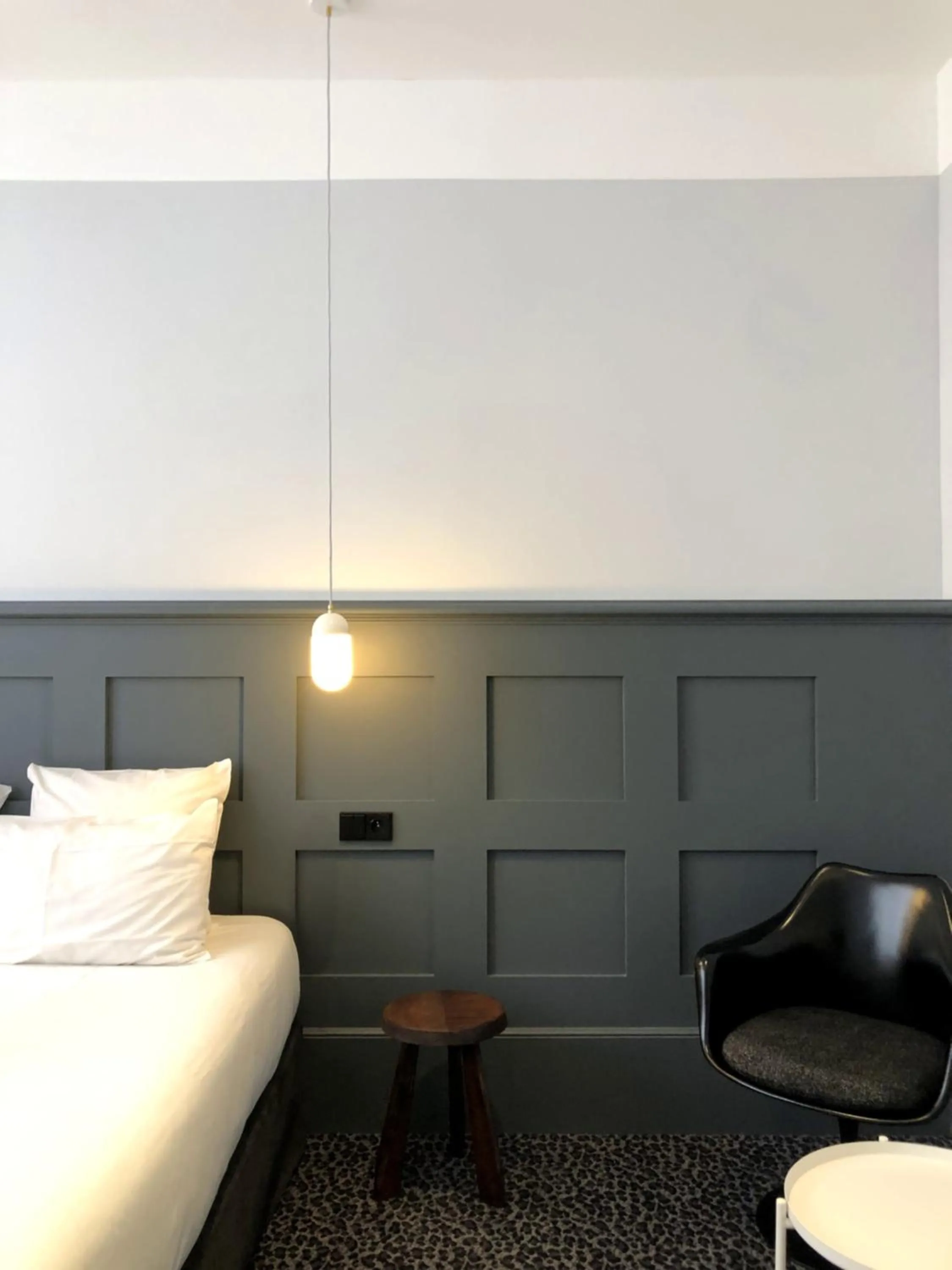 Bed in Hotel De Verdun 1882, BW Signature Collection