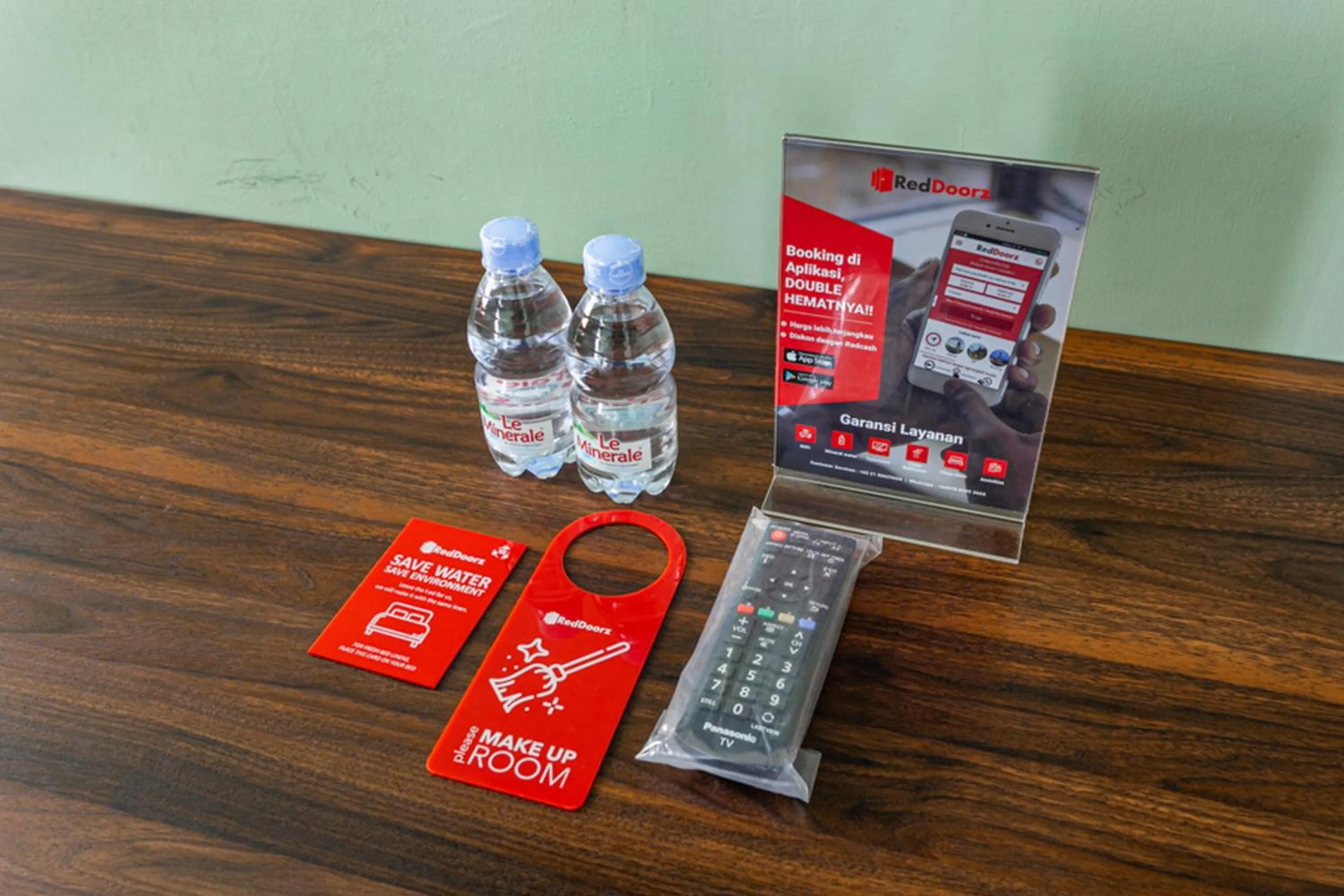 RedDoorz near Puro Mangkunegaran