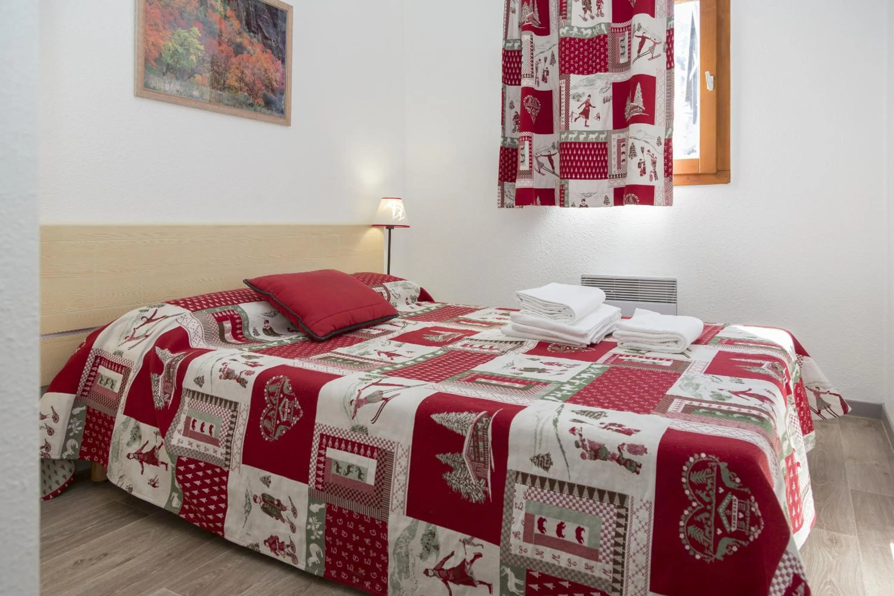 Bedroom, Bed in Résidence Odalys Les Lumières de Neige