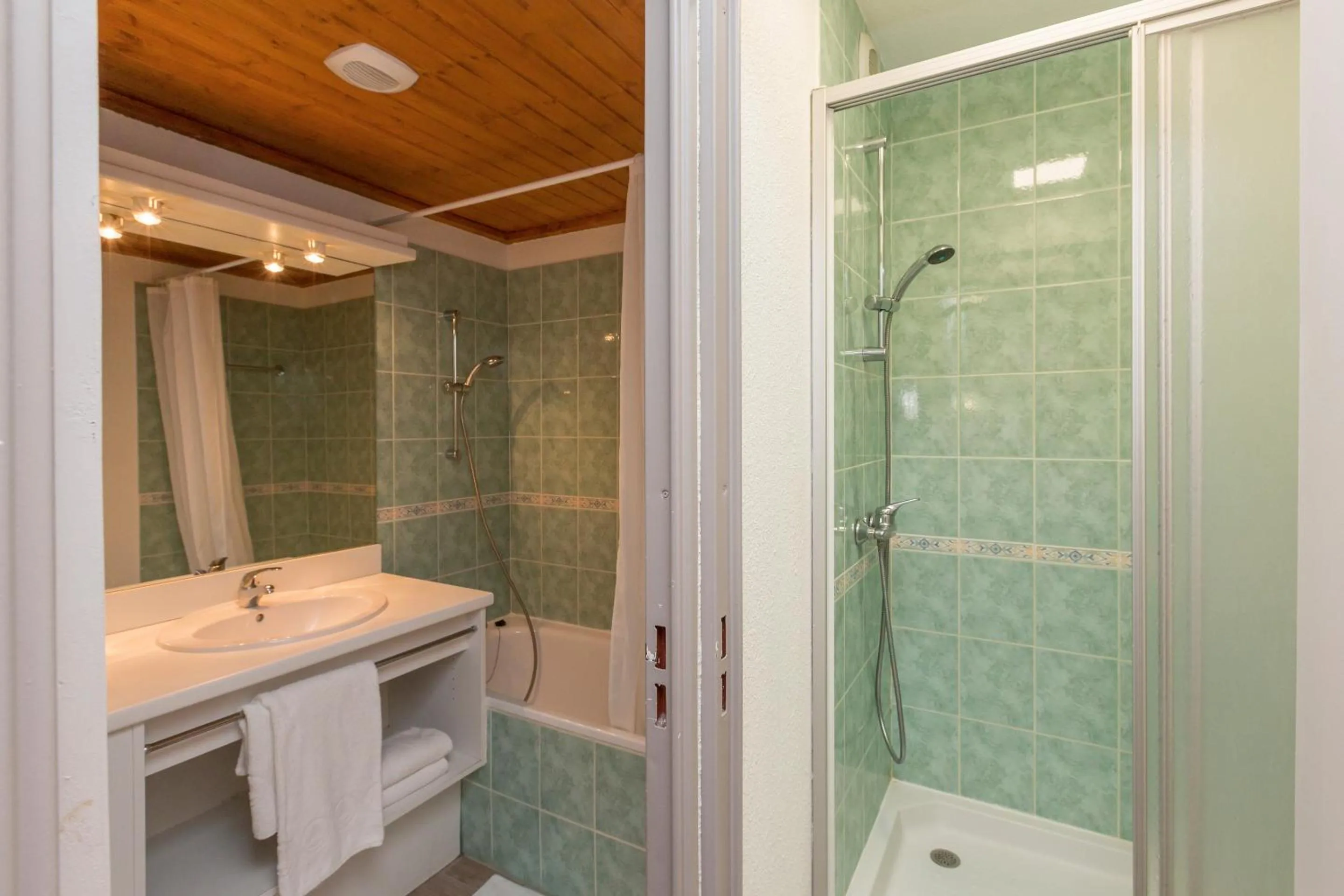 Bathroom in Résidence Odalys Les Lumières de Neige