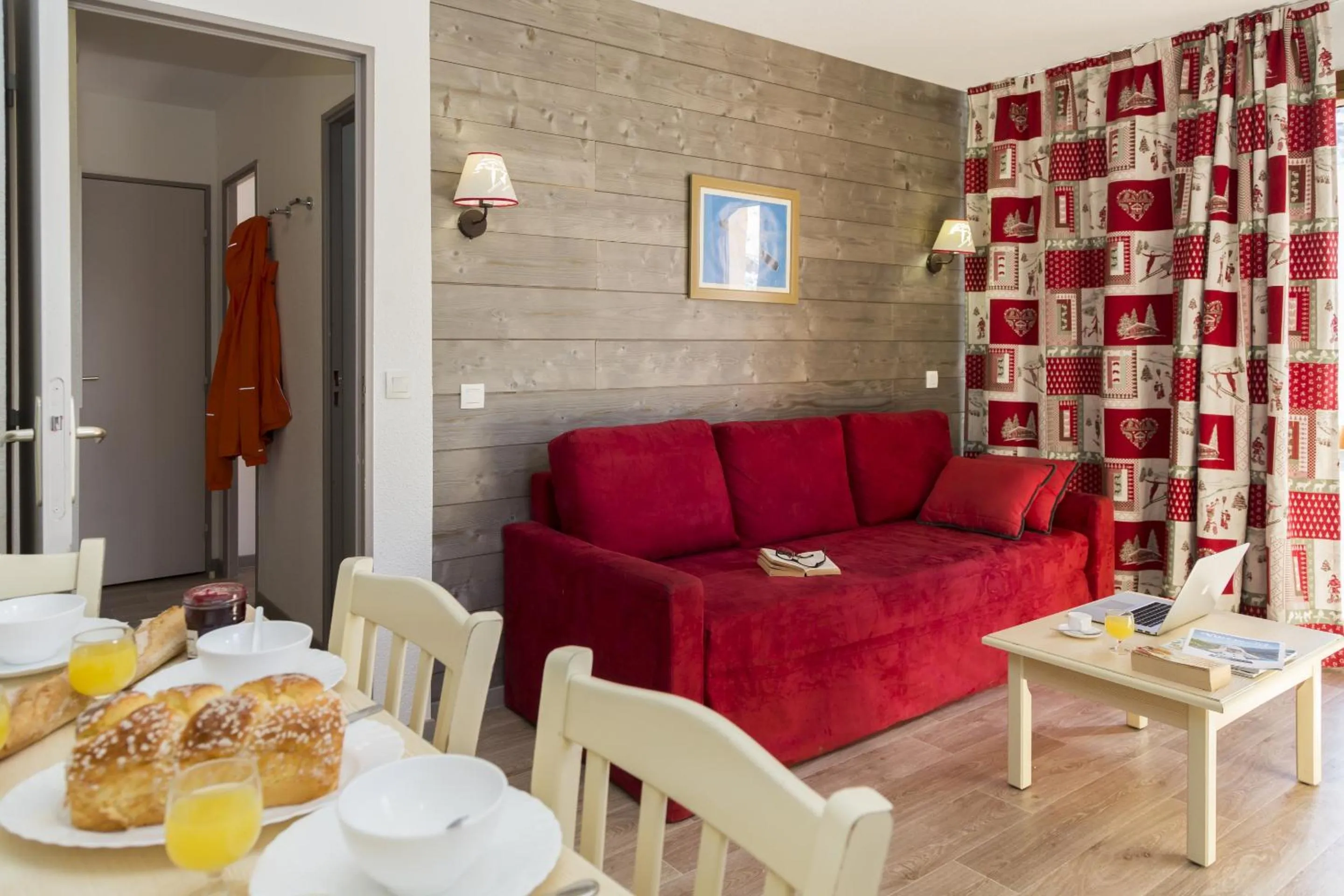 Seating area in Résidence Odalys Les Lumières de Neige