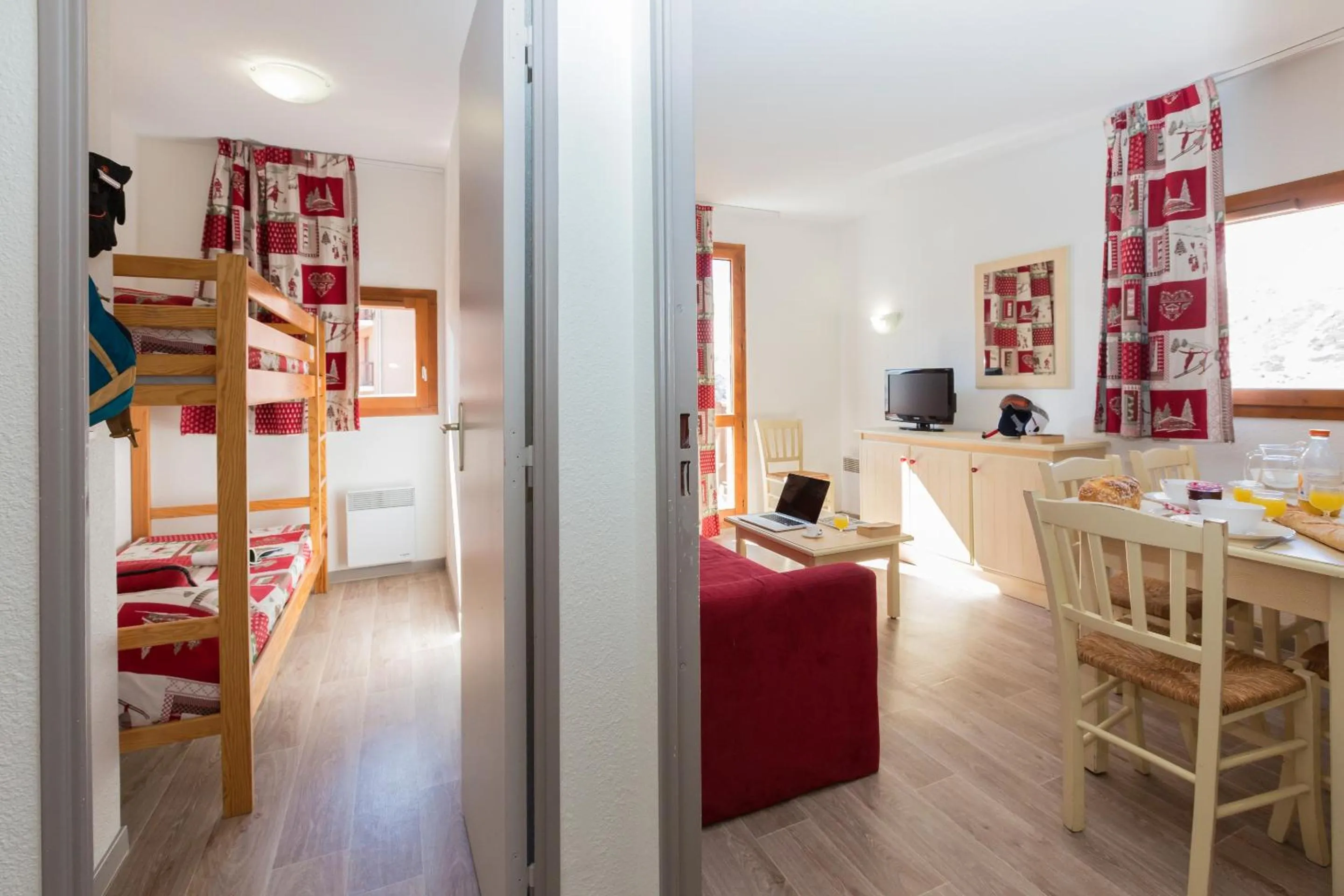 Bedroom, Bed in Résidence Odalys Les Lumières de Neige