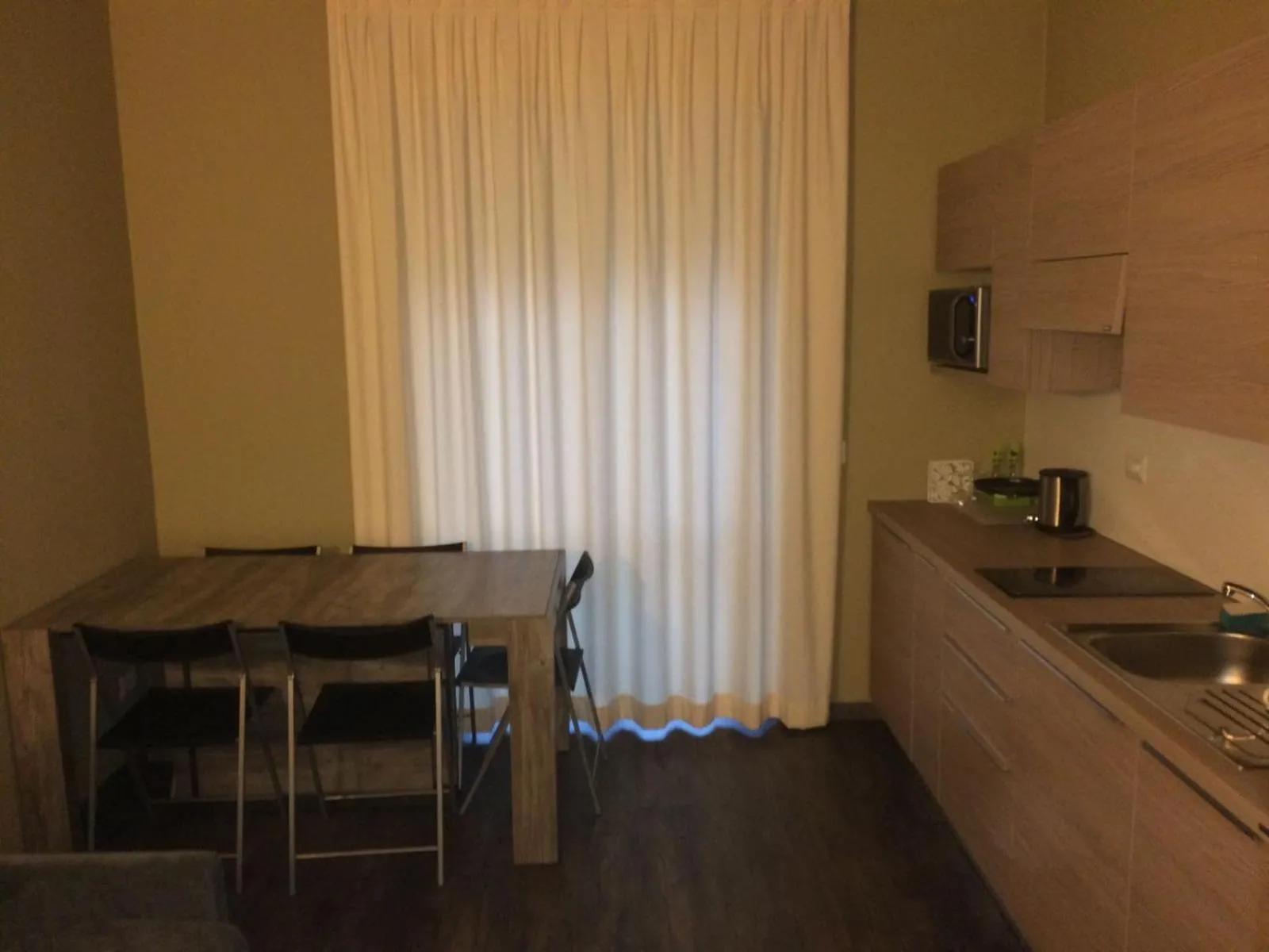 Kitchen or kitchenette in HLL Hotel Lungolago Lecco-Como Lake