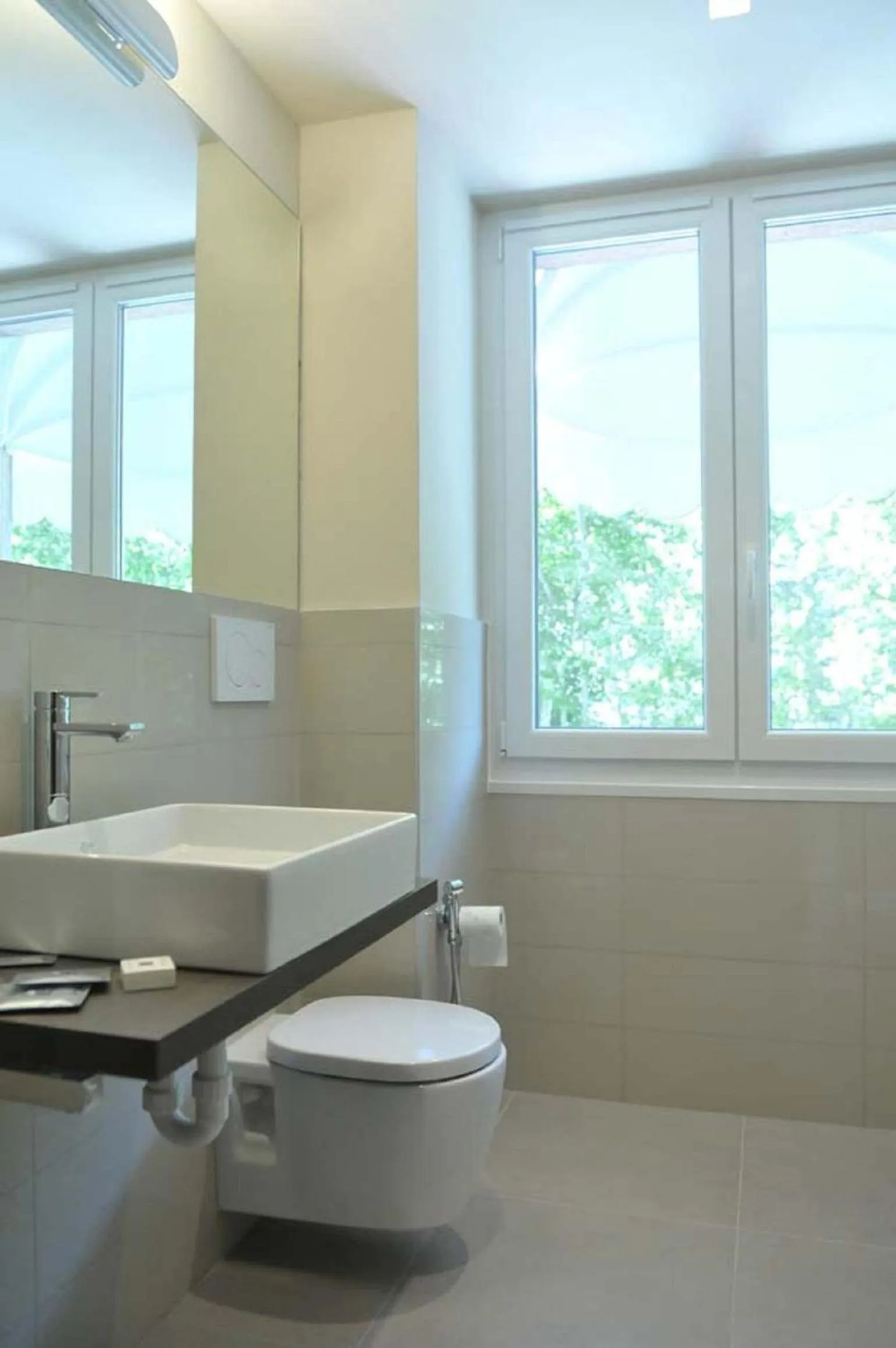 Toilet in HLL Hotel Lungolago Lecco-Como Lake