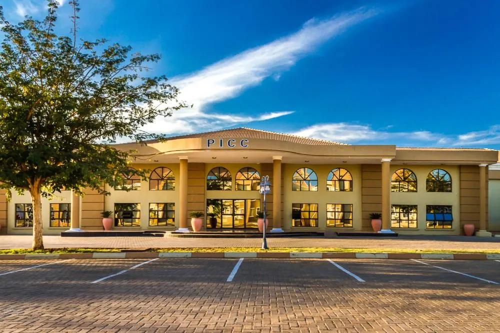 Majestic Five Hotel