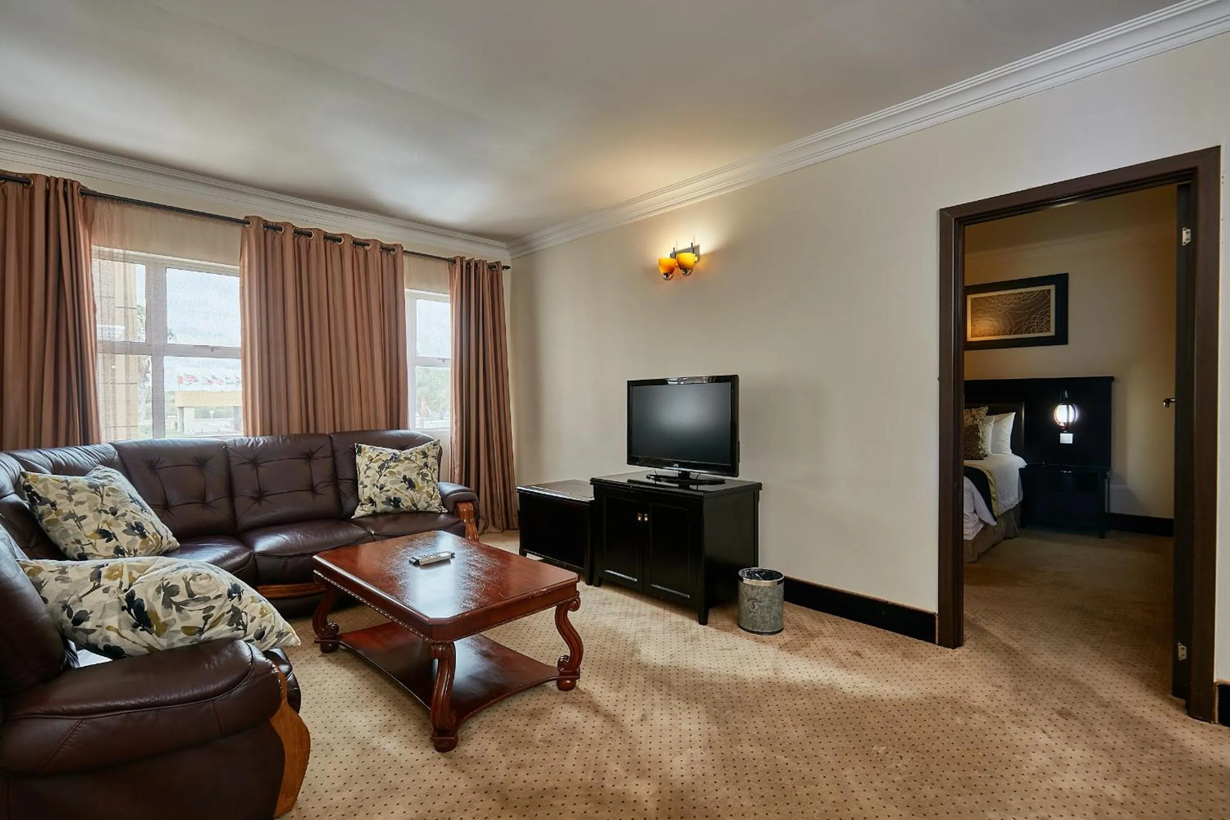 Majestic Five Hotel