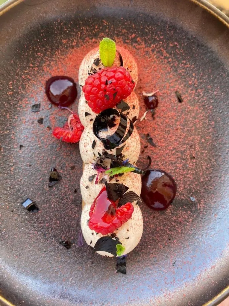 Restaurant/places to eat in Hotel Nuovo