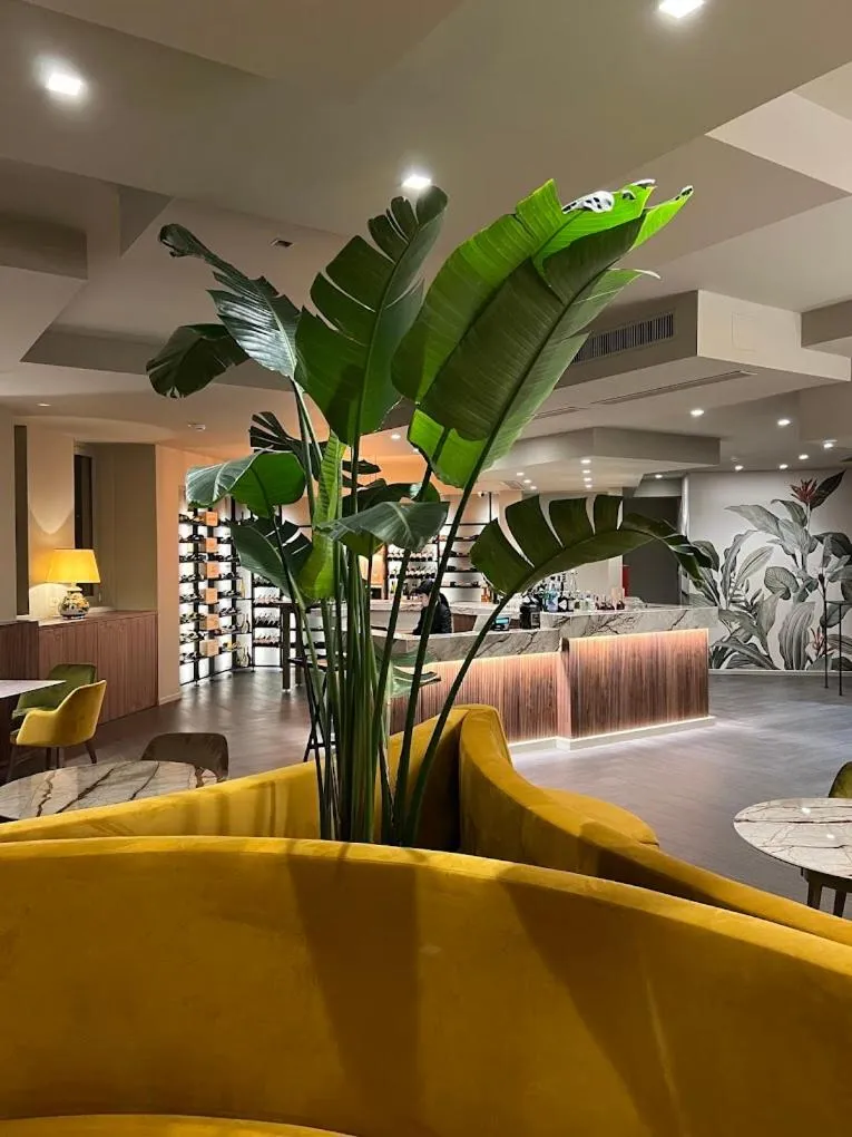 Restaurant/places to eat in Hotel Nuovo