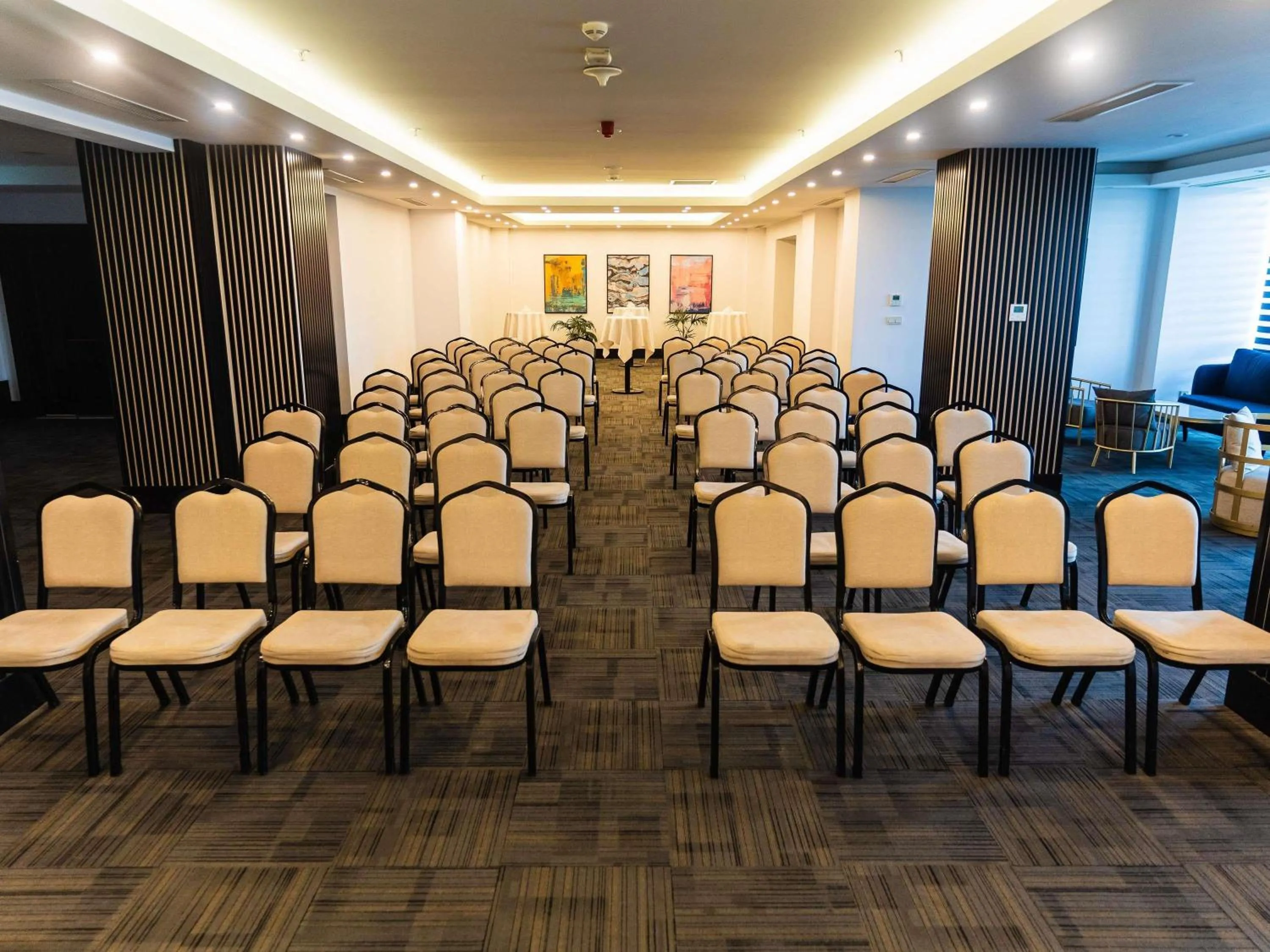 Meeting/conference room in Mercure Baku City