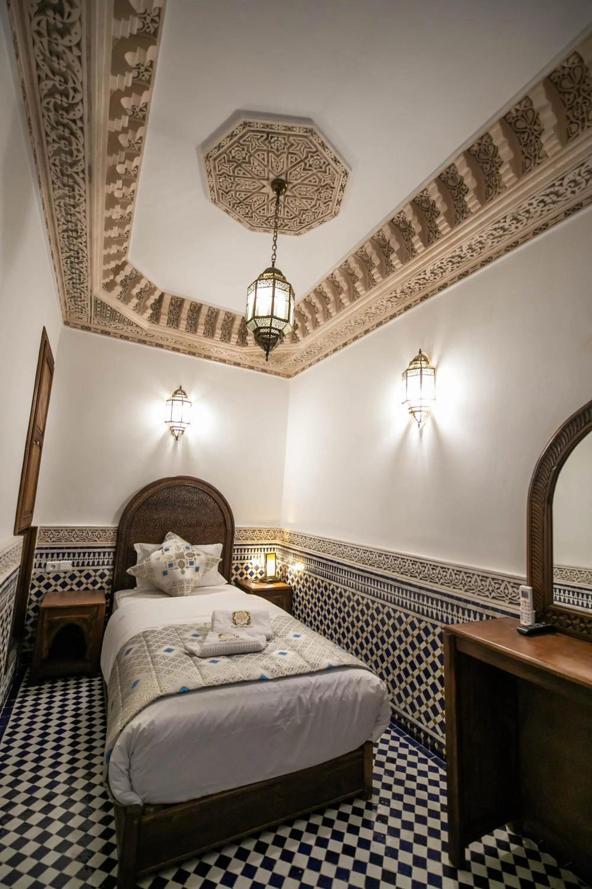 Bed in Riad Sidrat Fes