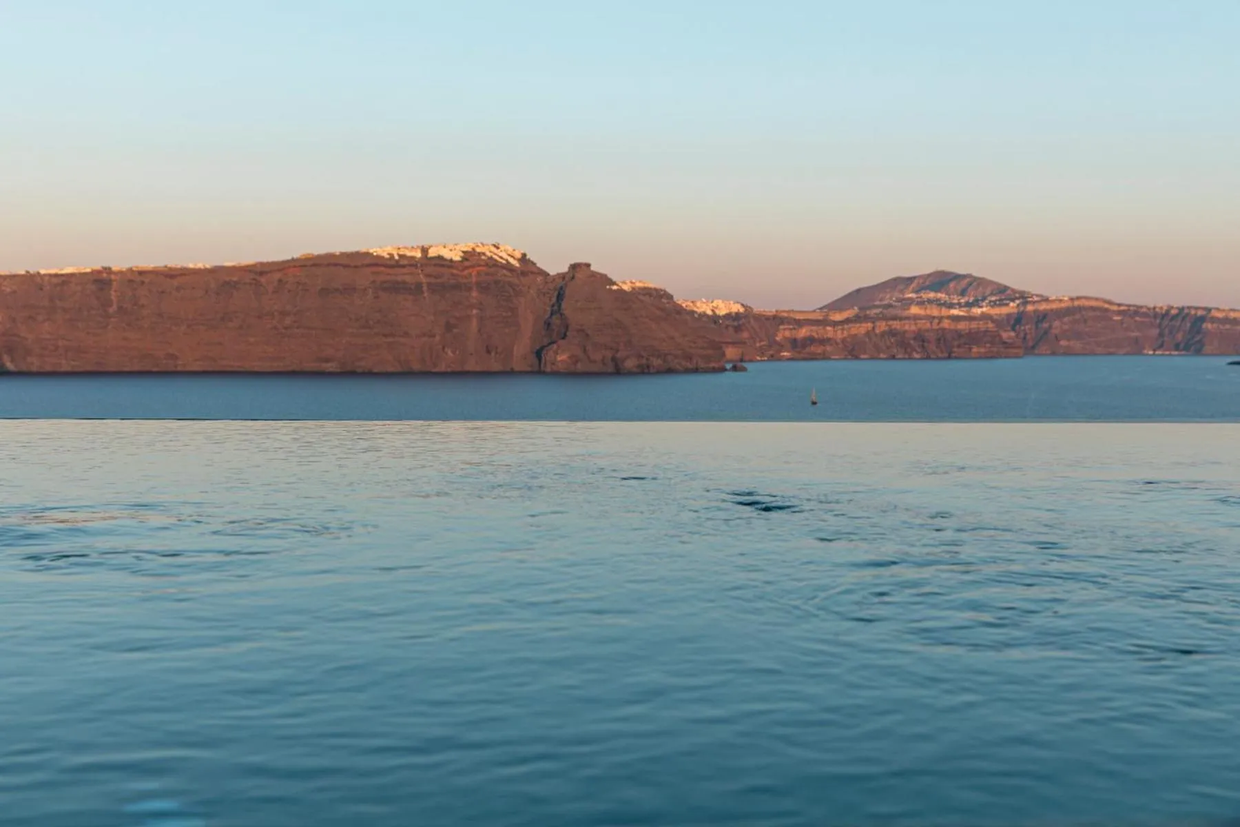 Swimming pool in Pearl of Caldera Oia - Boutique Hotel by Pearl Hotel Collection