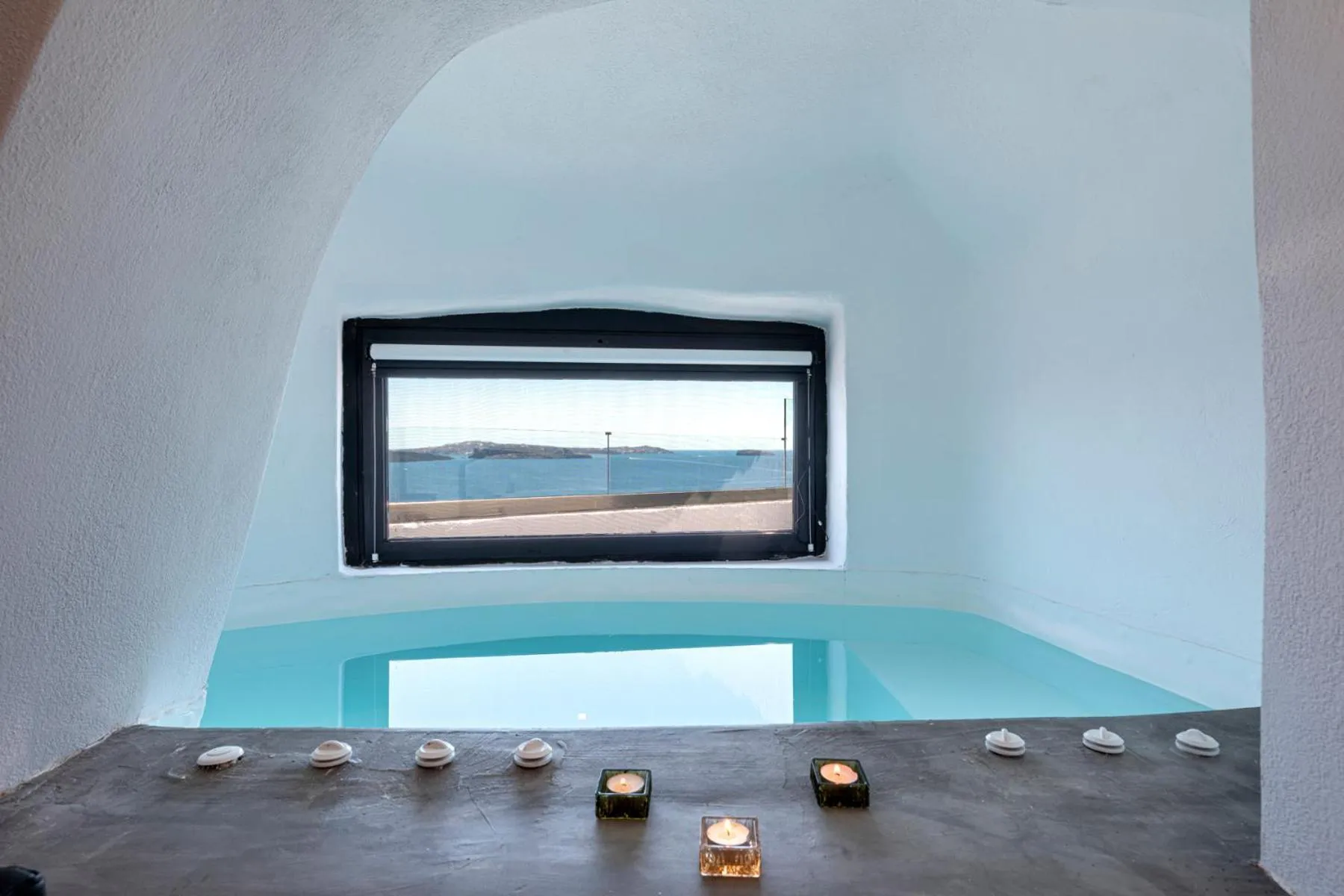Hot Tub in Pearl of Caldera Oia - Boutique Hotel by Pearl Hotel Collection