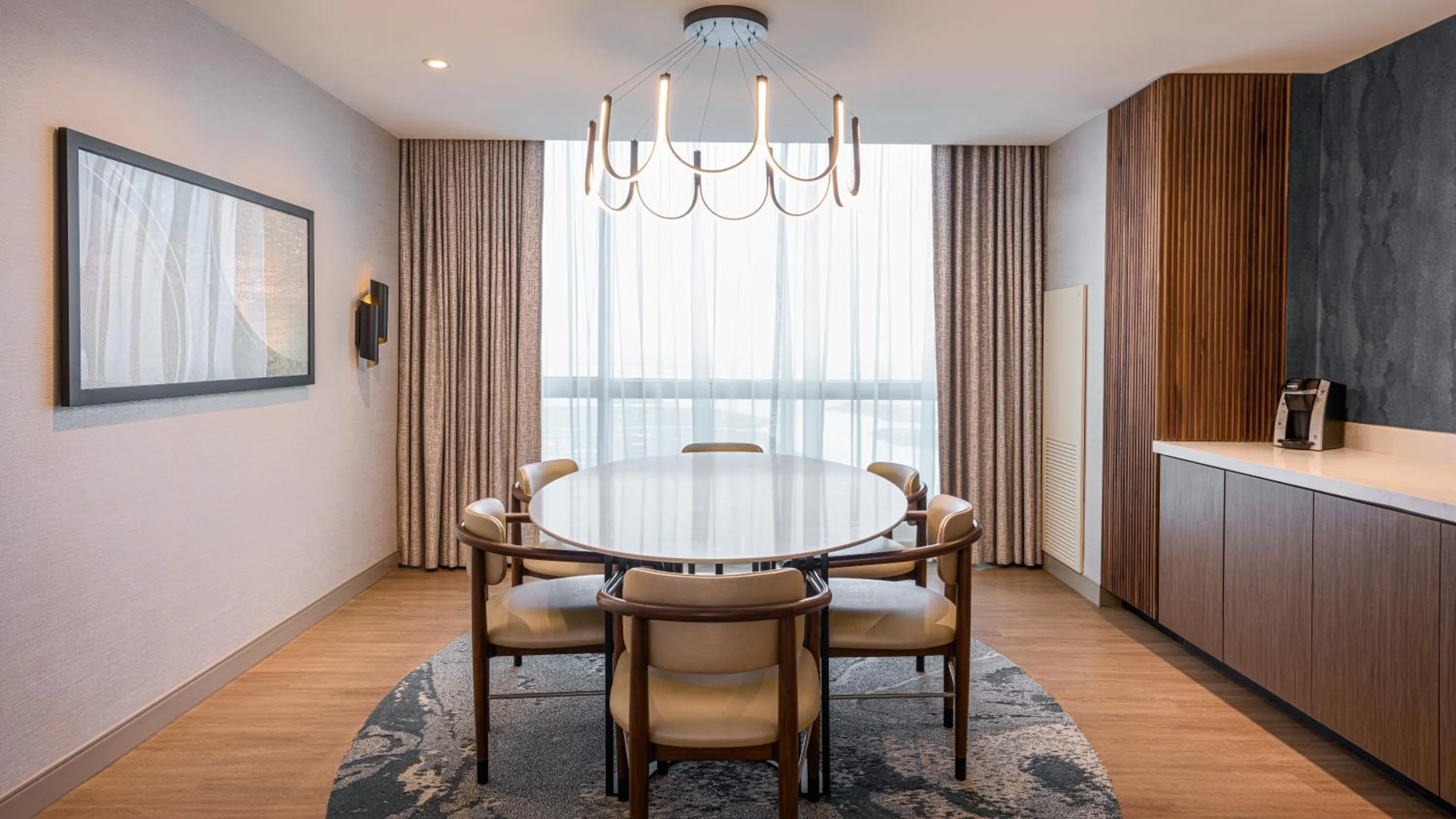 Dining area in Harrah's Resort Atlantic City, A Caesars Destination