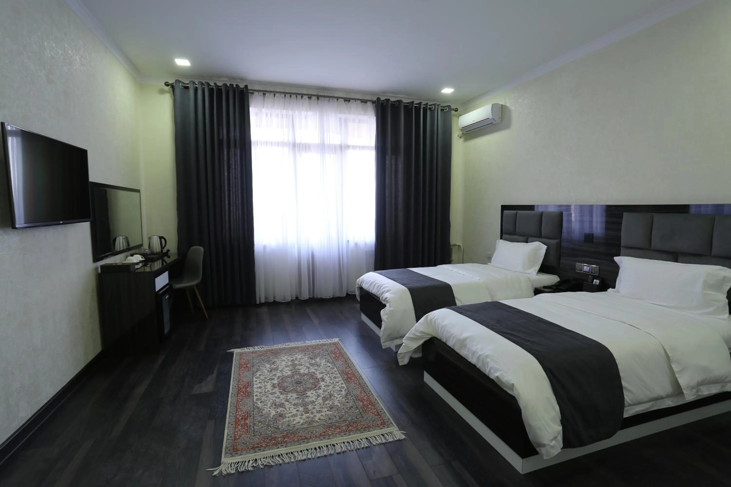 Bed in Hotel 777
