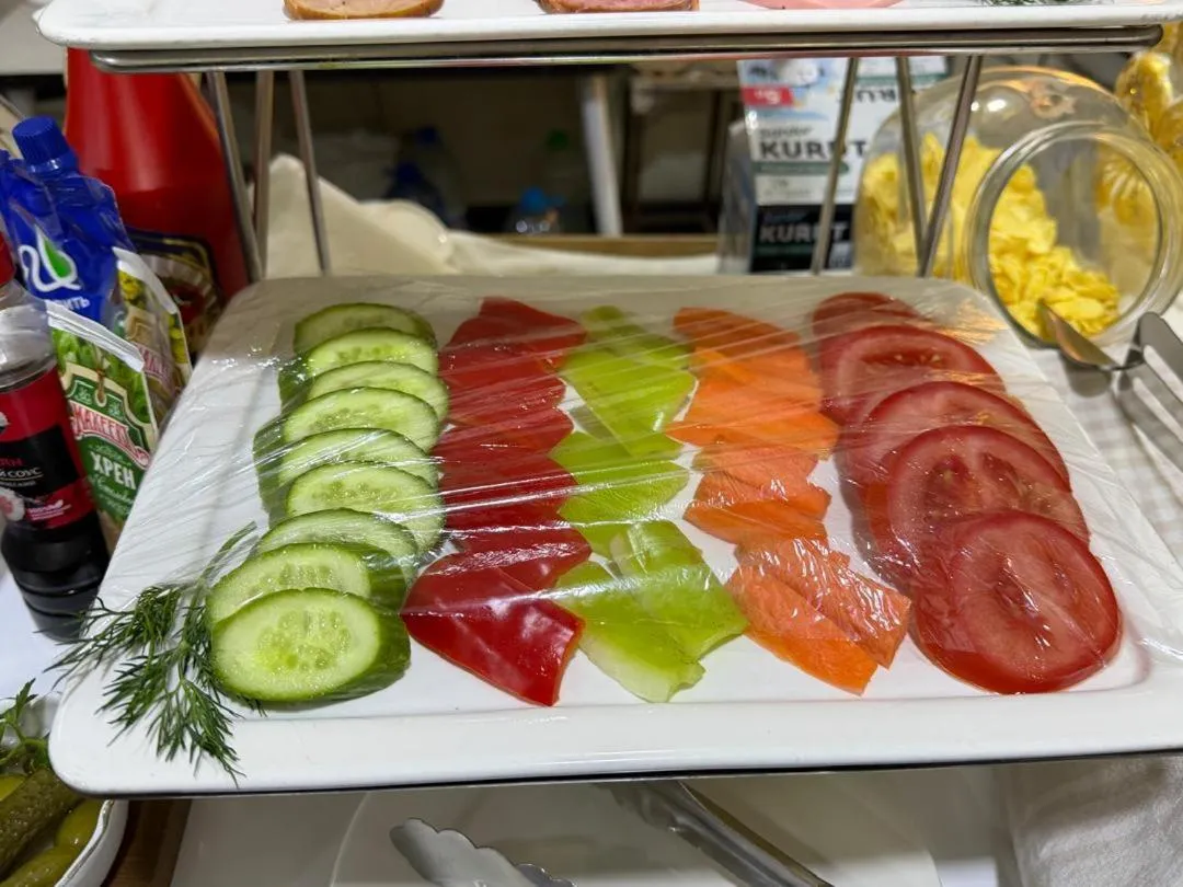 Buffet breakfast in Hotel 777
