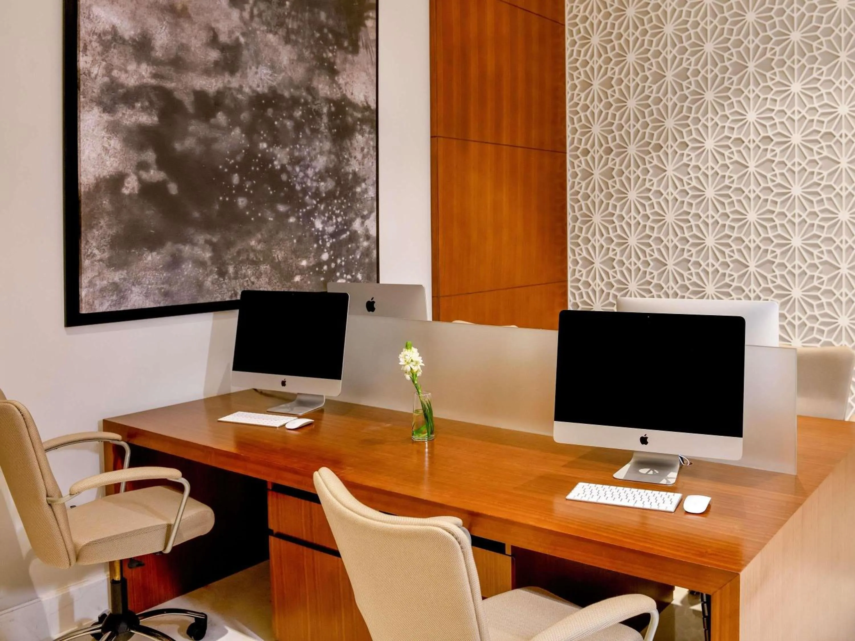 Meeting/conference room in Grand Mercure Dubai City