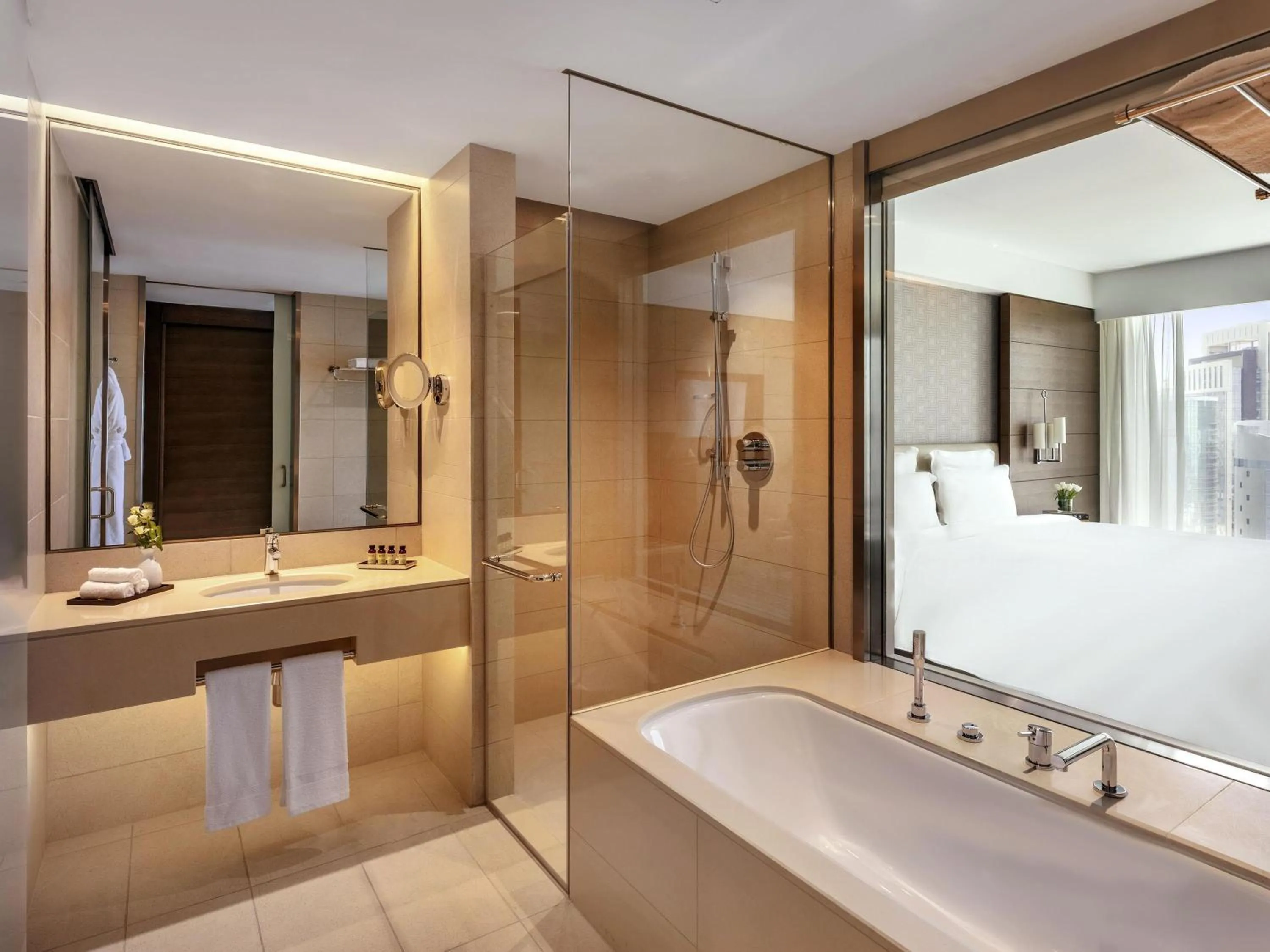 Photo of the whole room in Pullman Doha West Bay