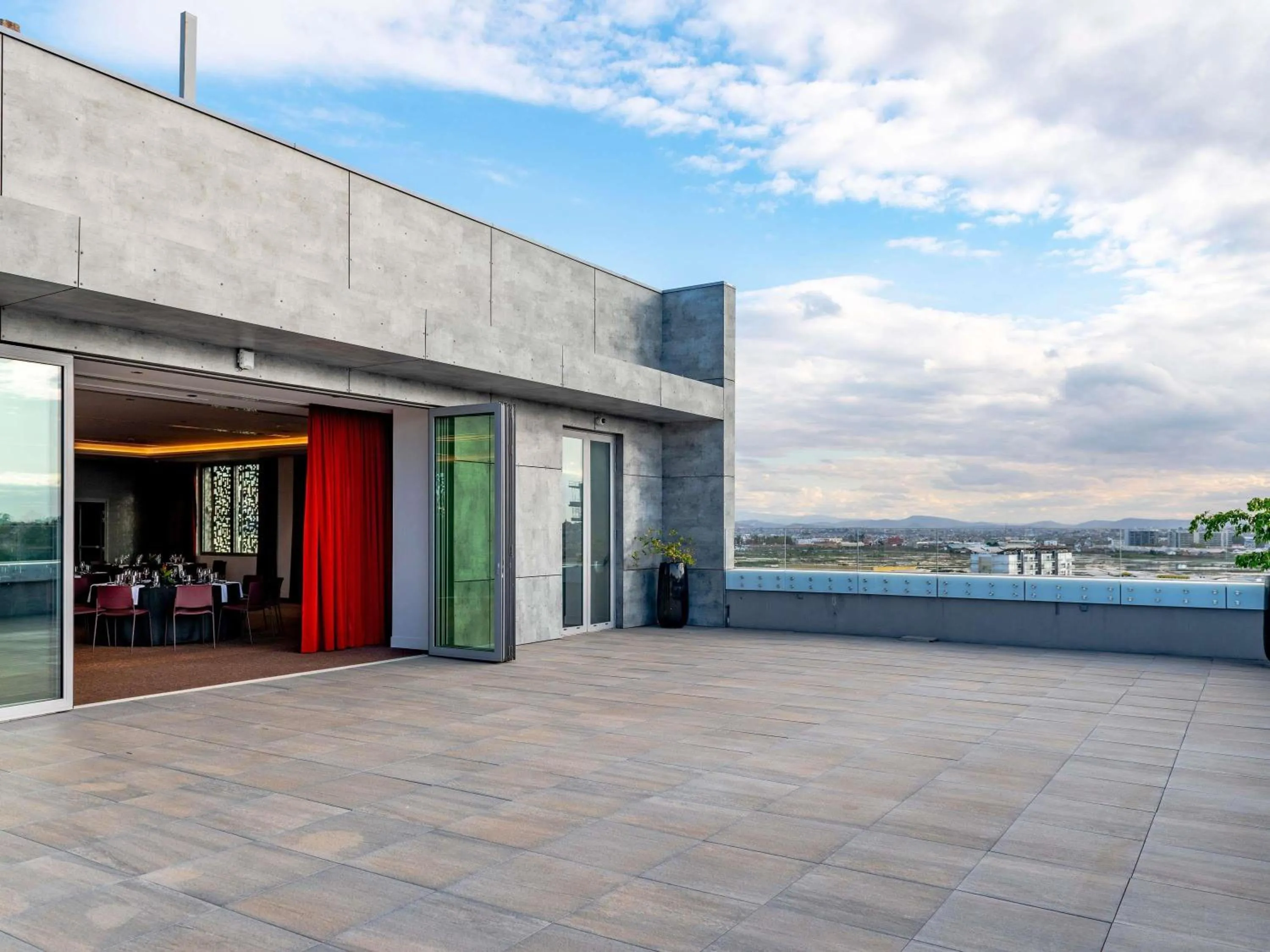 Meeting/conference room in Novotel Convention And Spa