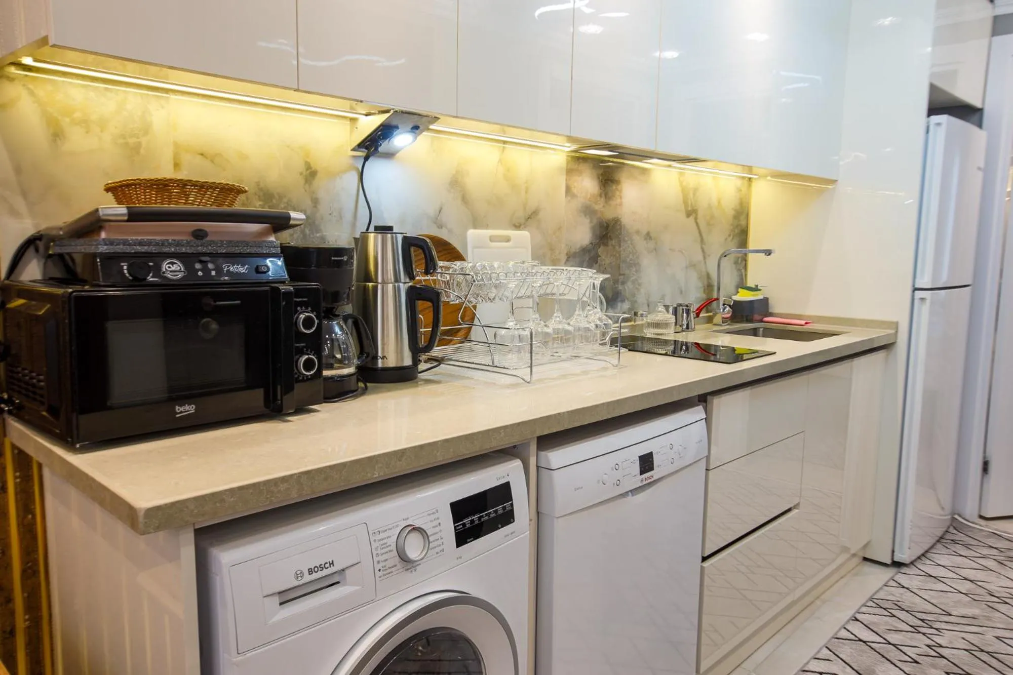 pet friendly in Stone Suites