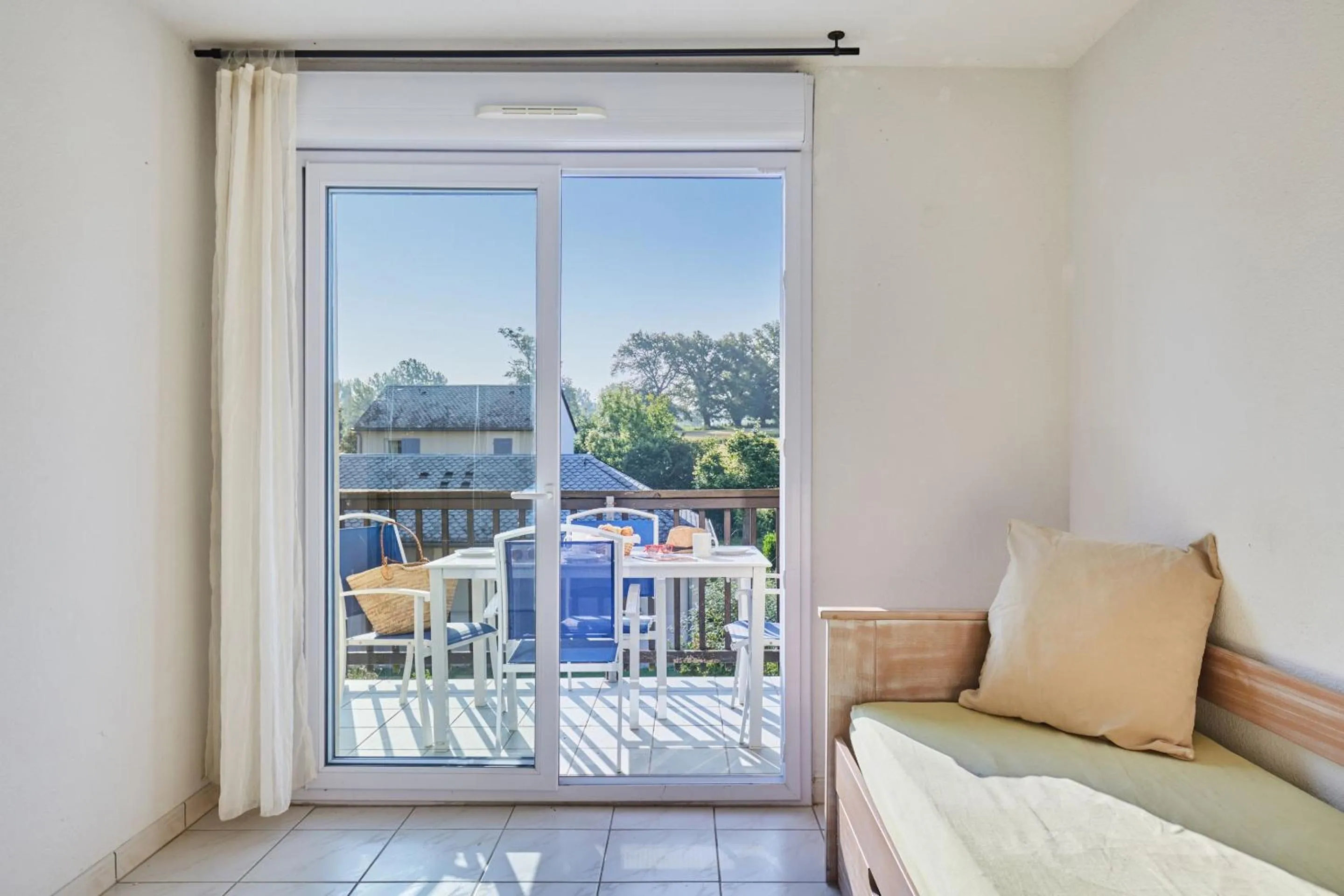 Bed in Résidence Odalys Le Hameau du Lac