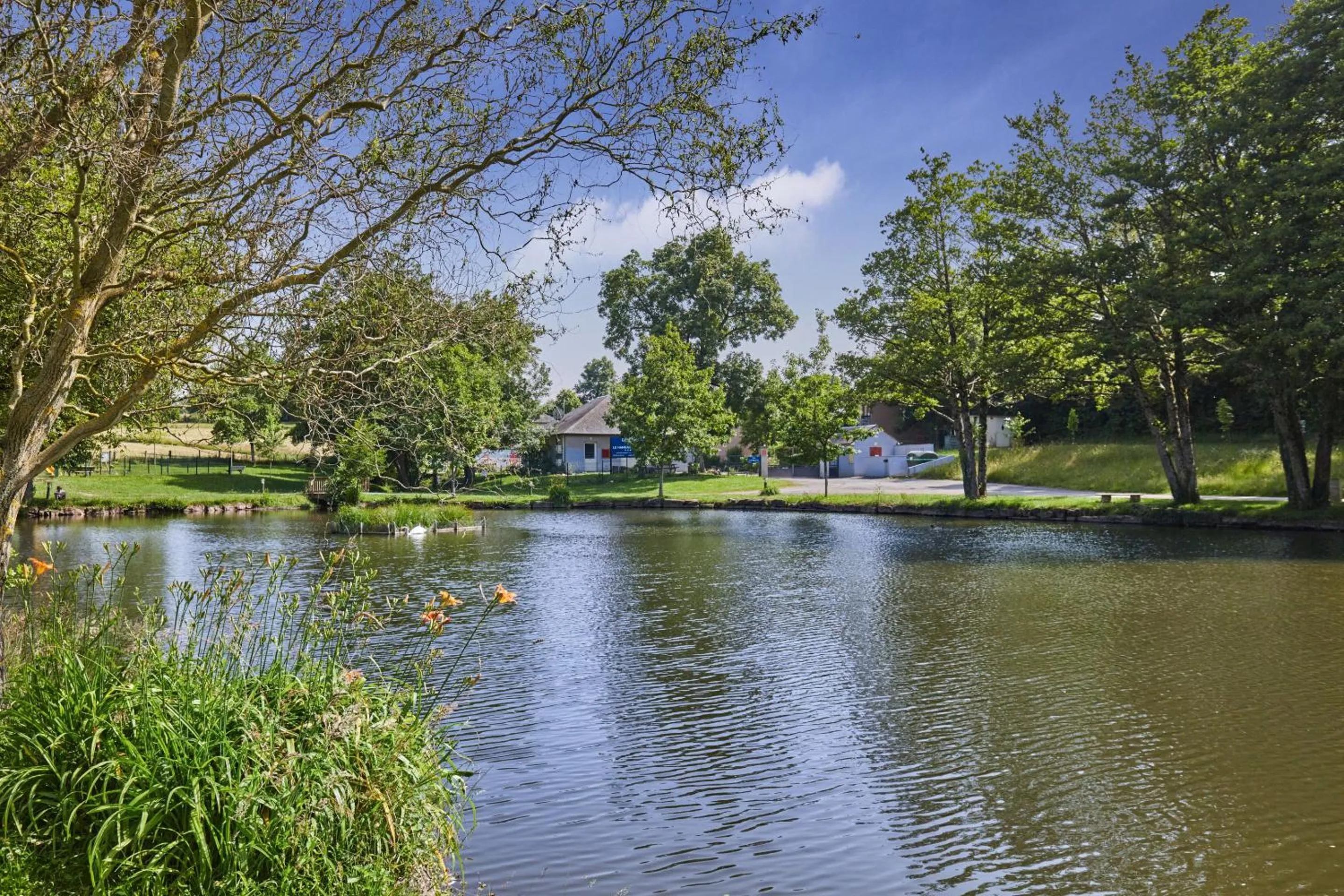 Résidence Odalys Le Hameau du Lac