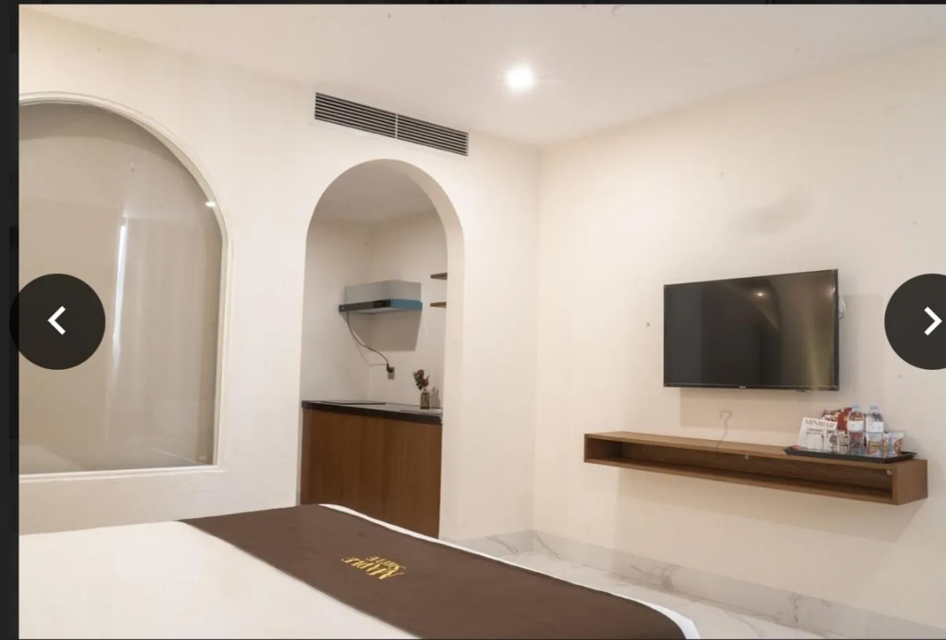 Kitchen or kitchenette in Maple Suite Hotel & Apartment