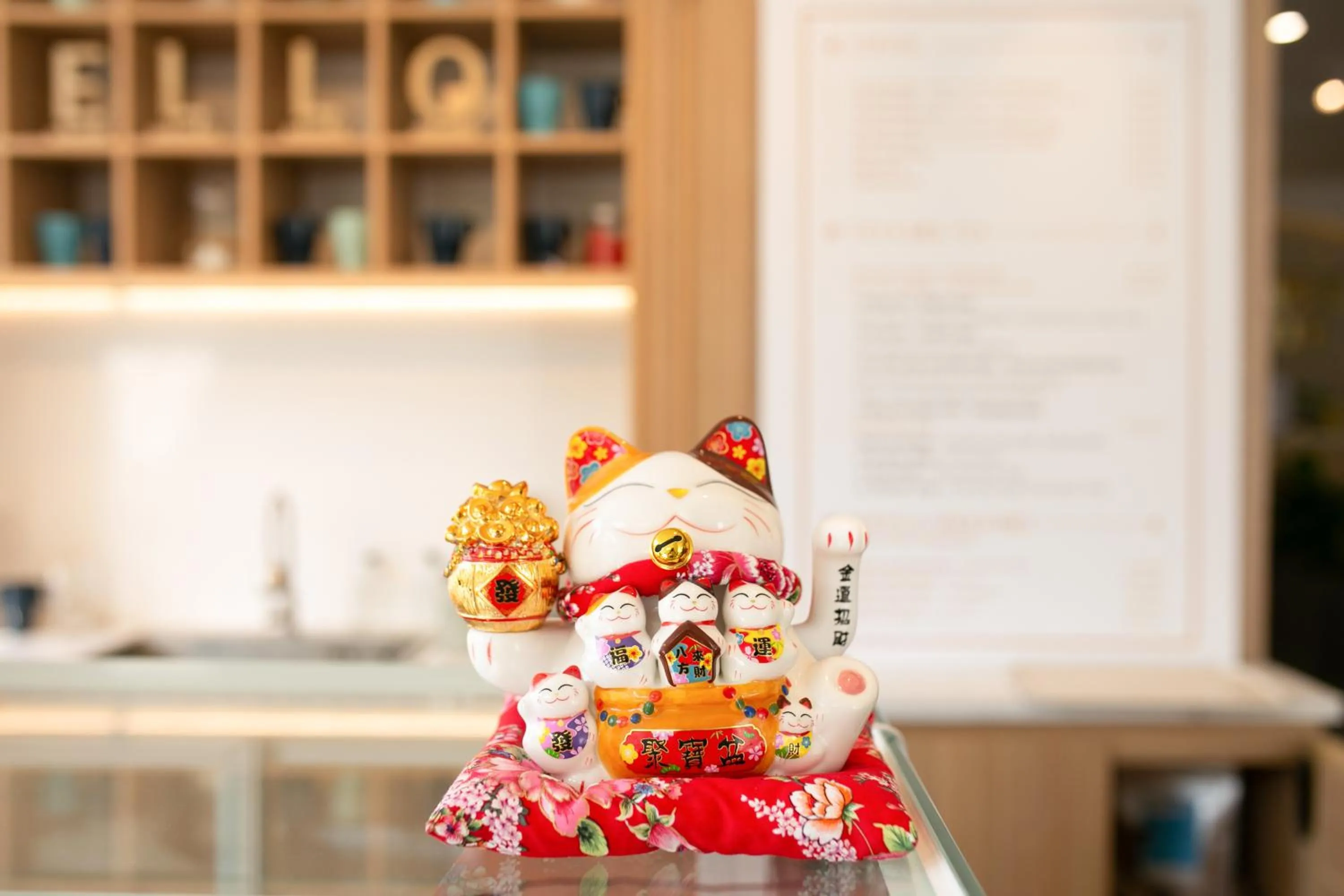 Decorative detail in Maple Suite Hotel & Apartment