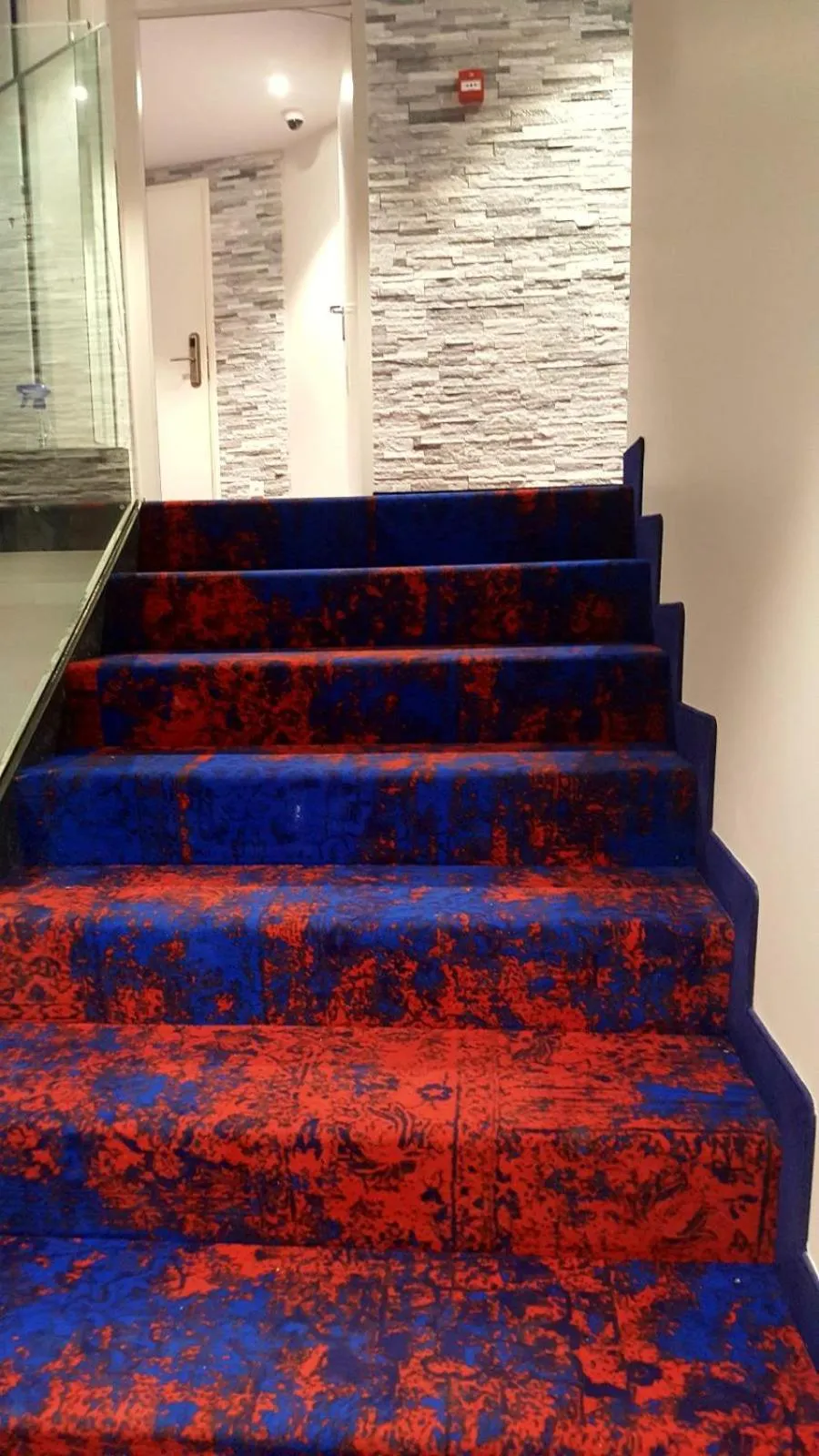 My Home Hotel - Free Parking