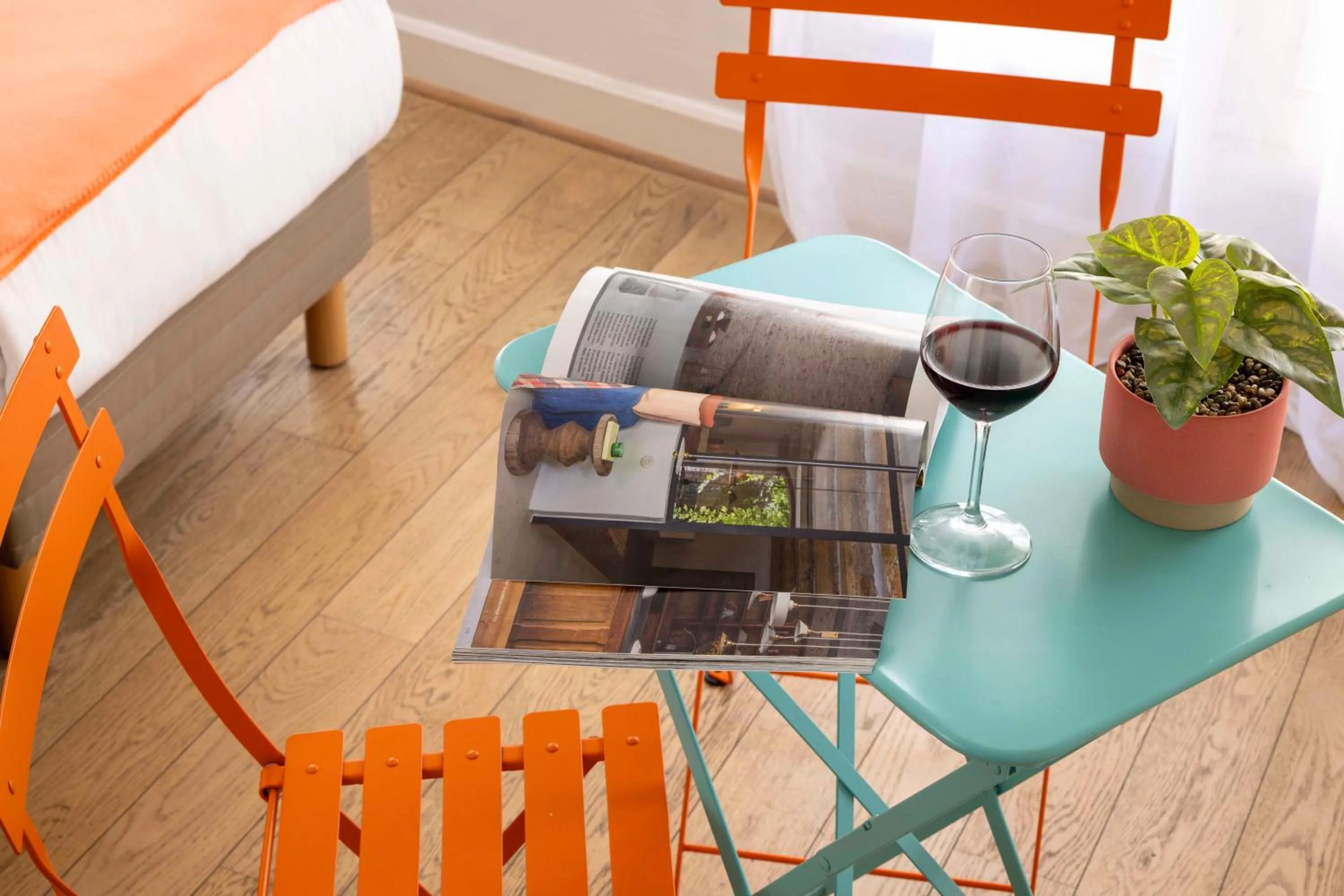 Bedroom in Grand Hotel du Calvados - Opera