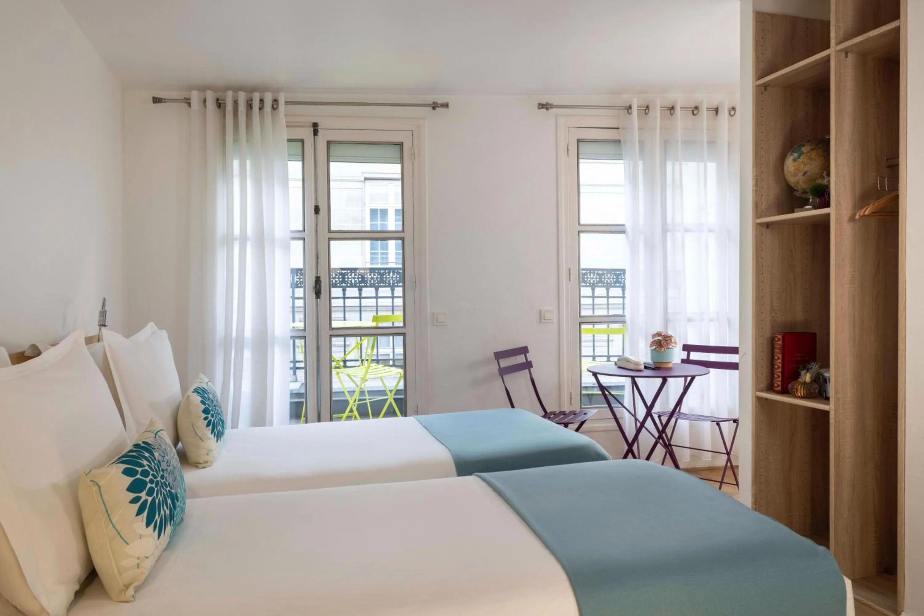 Bedroom, Bed in Grand Hotel du Calvados - Opera