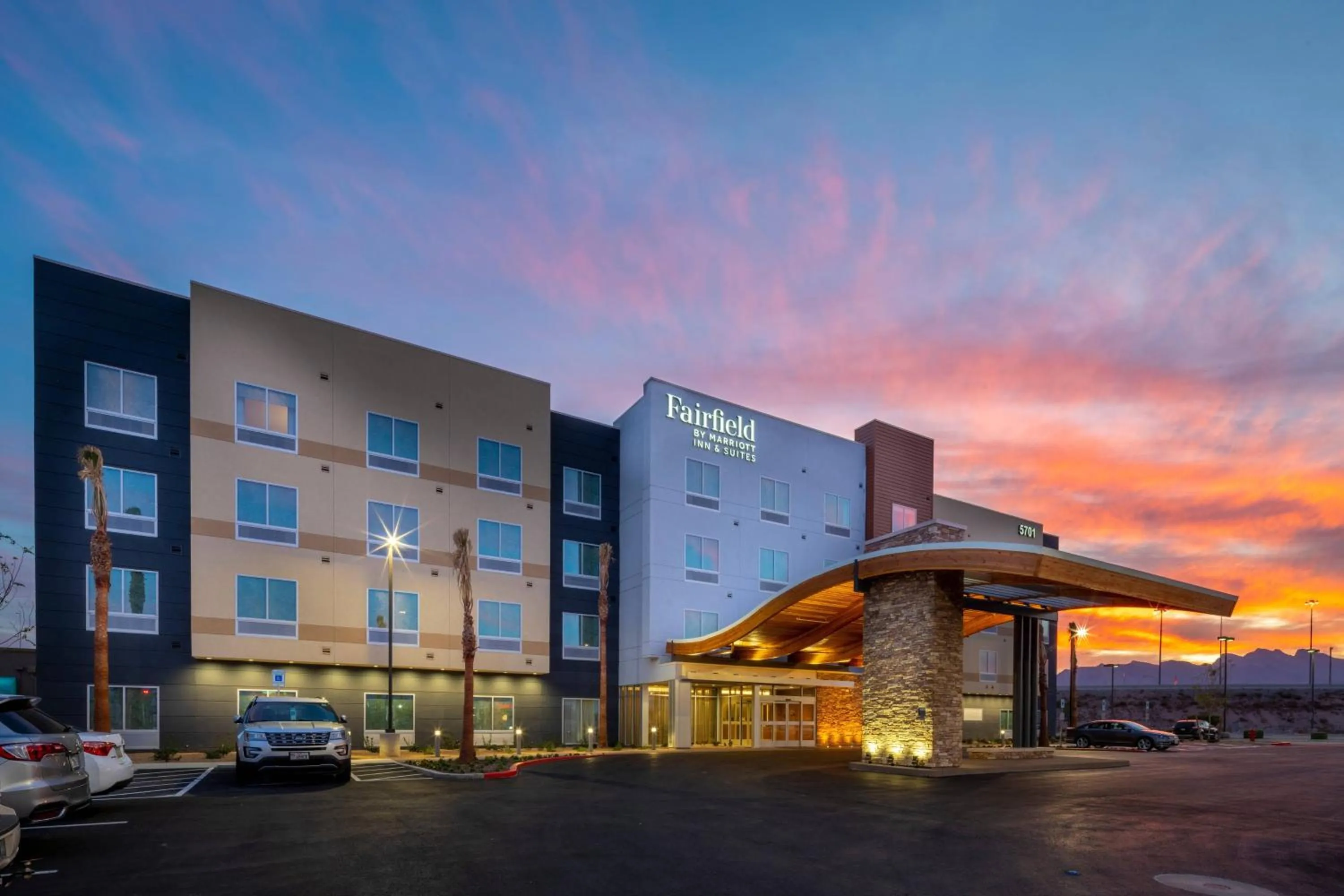 Property building in Fairfield Inn & Suites Las Vegas Northwest