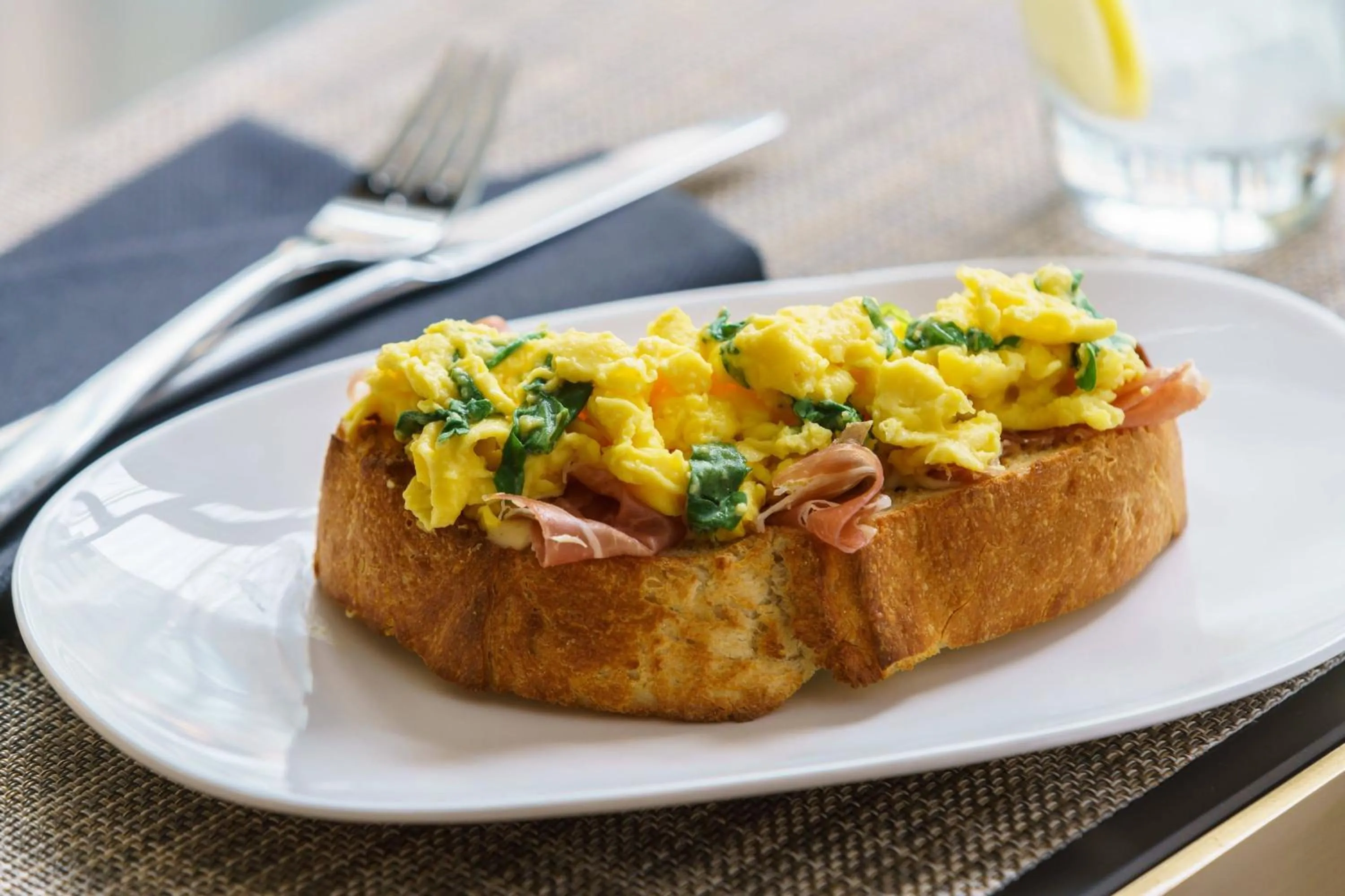 Kitchen or kitchenette in AC Hotel by Marriott Washington DC Downtown