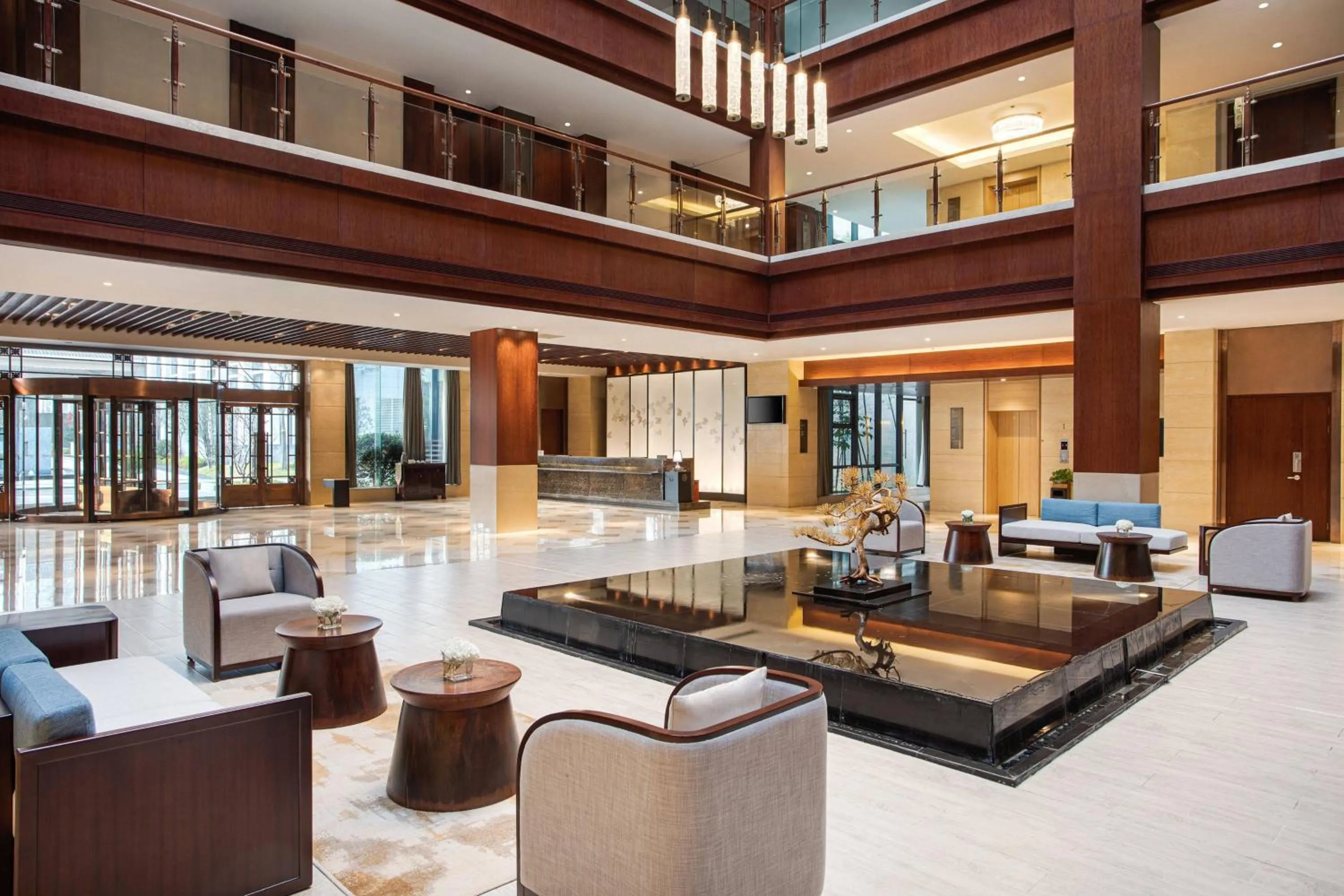 Lobby or reception in Courtyard by Marriott Wuxi Lihu Lake