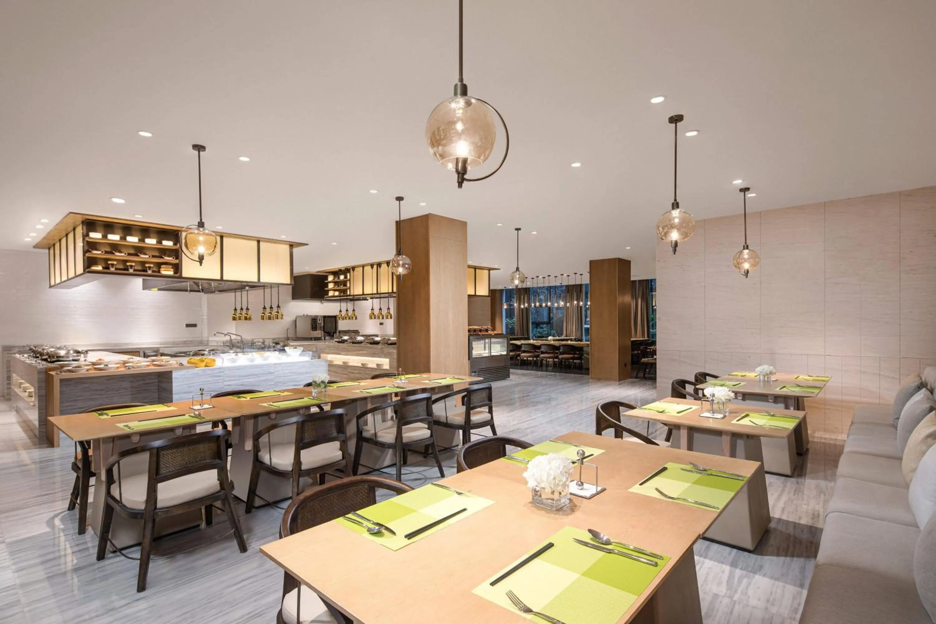 Restaurant/places to eat in Courtyard by Marriott Wuxi Lihu Lake